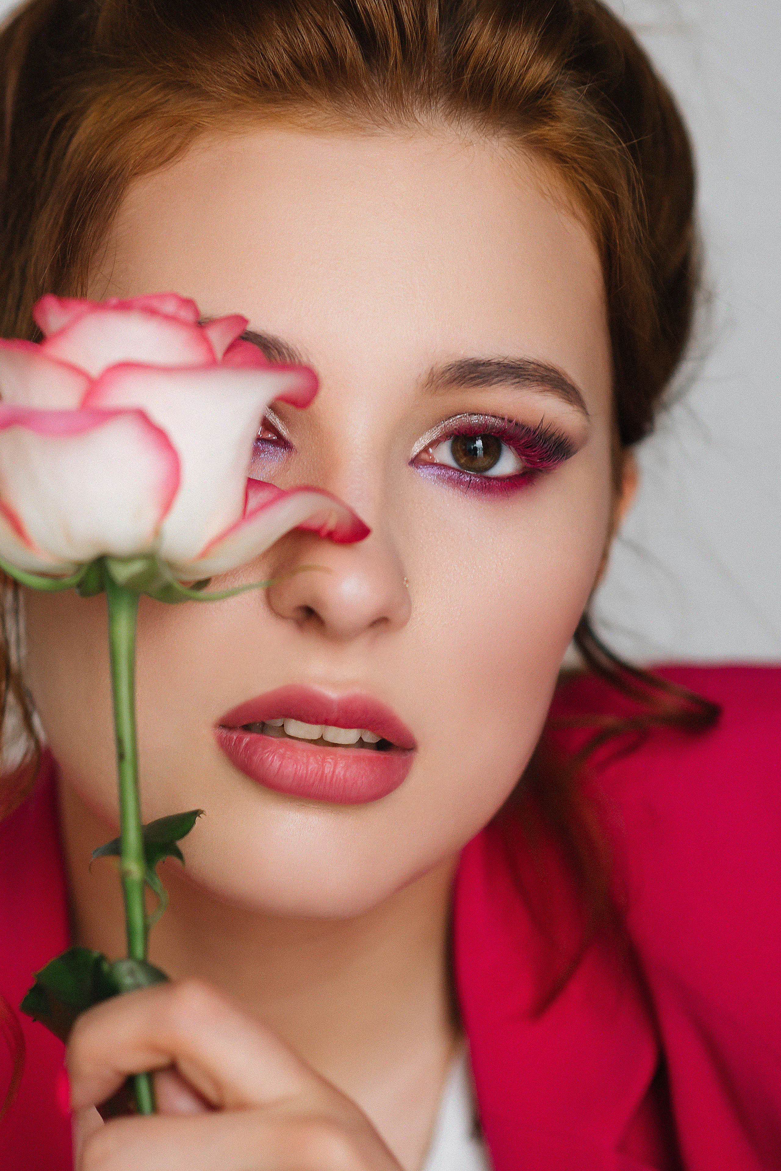 Студийная съемка Ксюши для розовой инсты