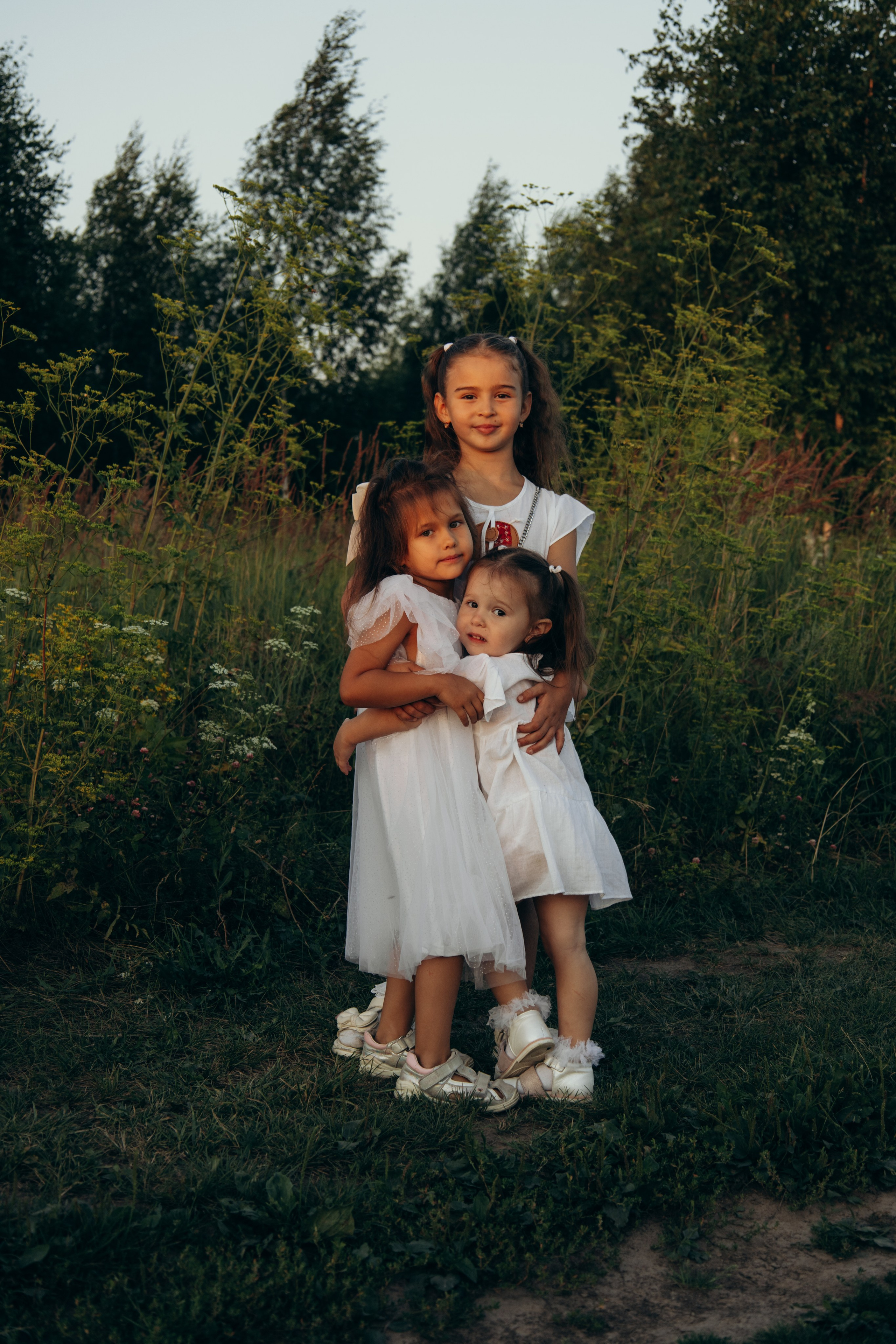 Семейная фотосессия «Солнечные мамины девочки»