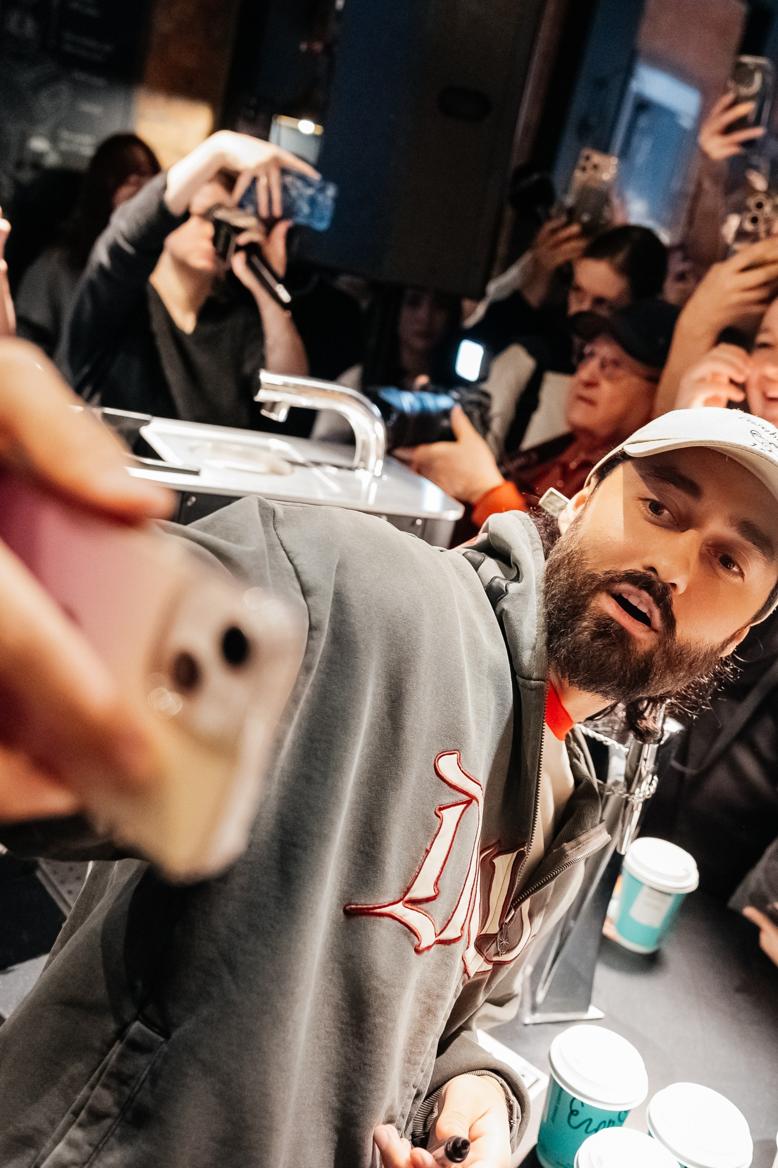 1. Фотограф Галкин Дмитрий