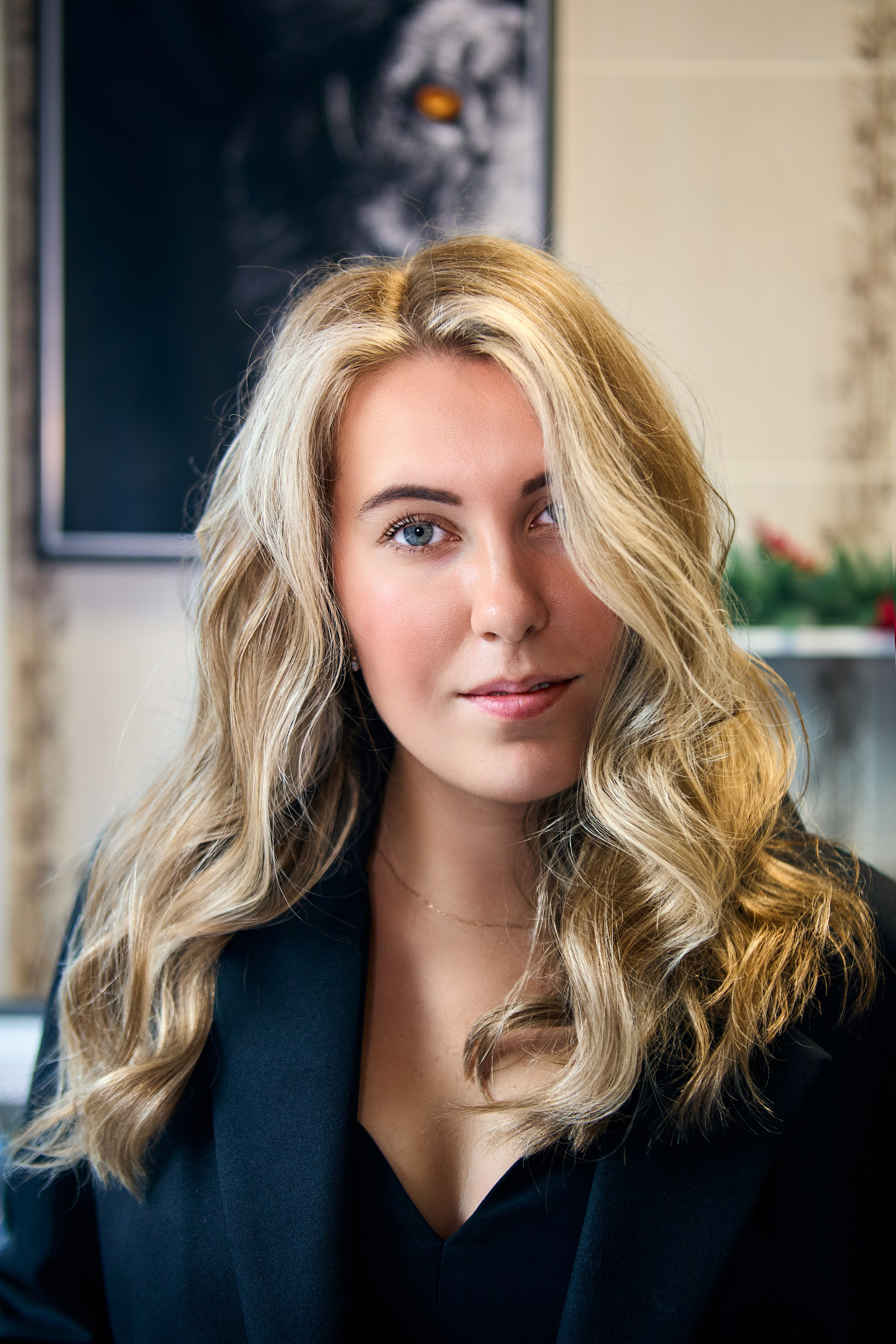 Фотосессия и ретушь. DMITRY MOISEENKO — фотограф, художник, топ-стилист