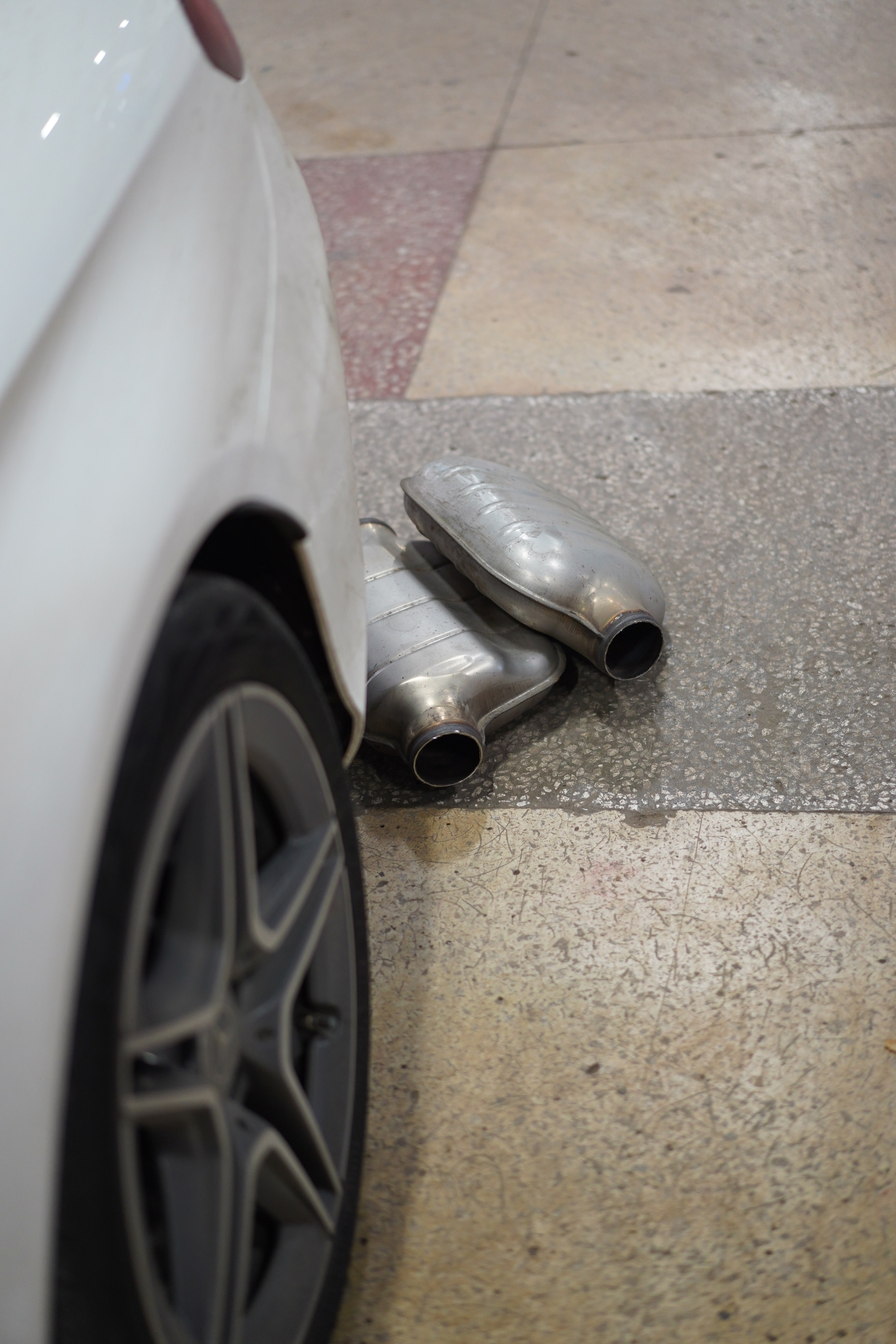 Mercedes C-класс. Провыхлоп — Тюнинг и ремонт выхлопных систем в Саратове