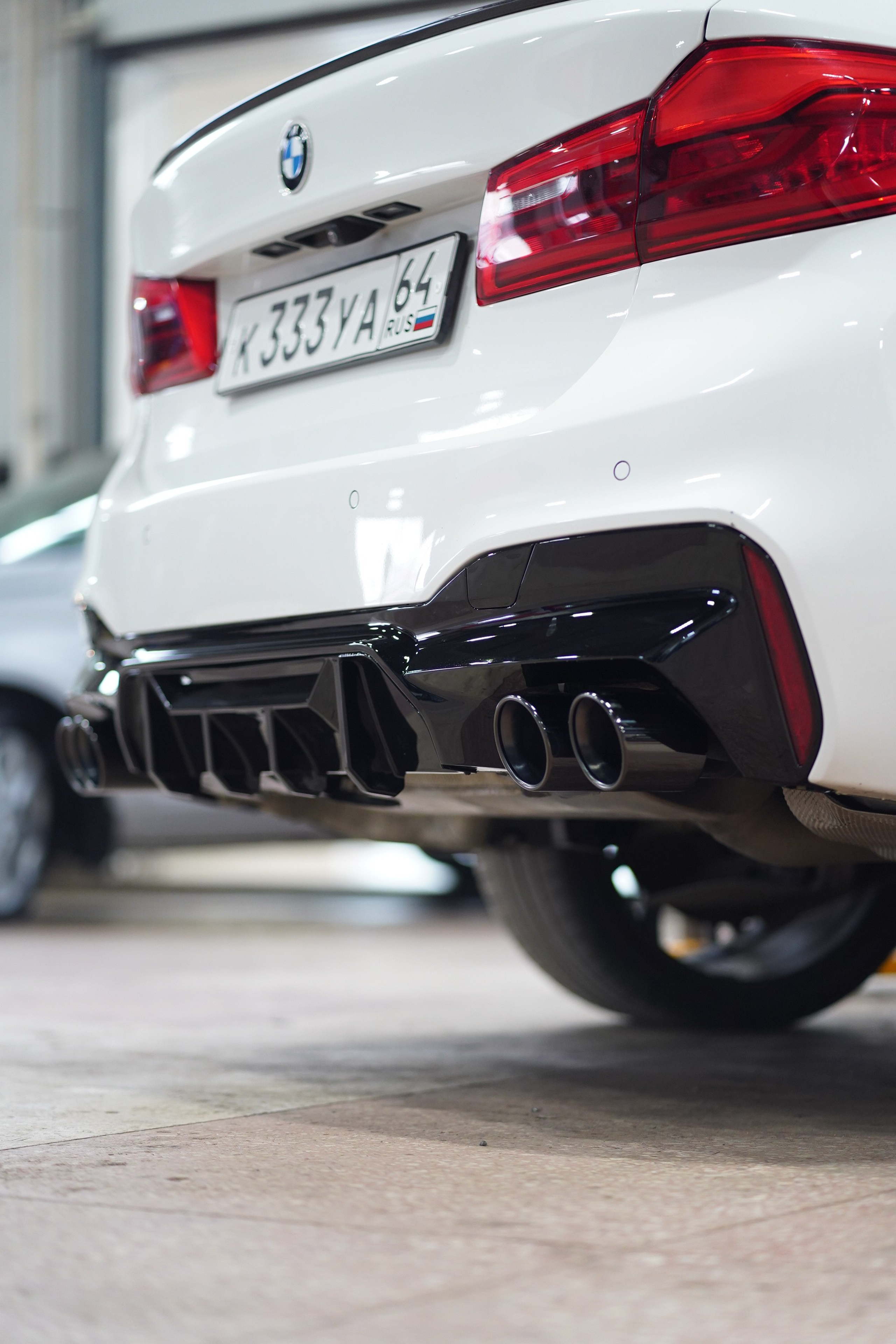 BMW 5. Провыхлоп — Тюнинг и ремонт выхлопных систем в Саратове