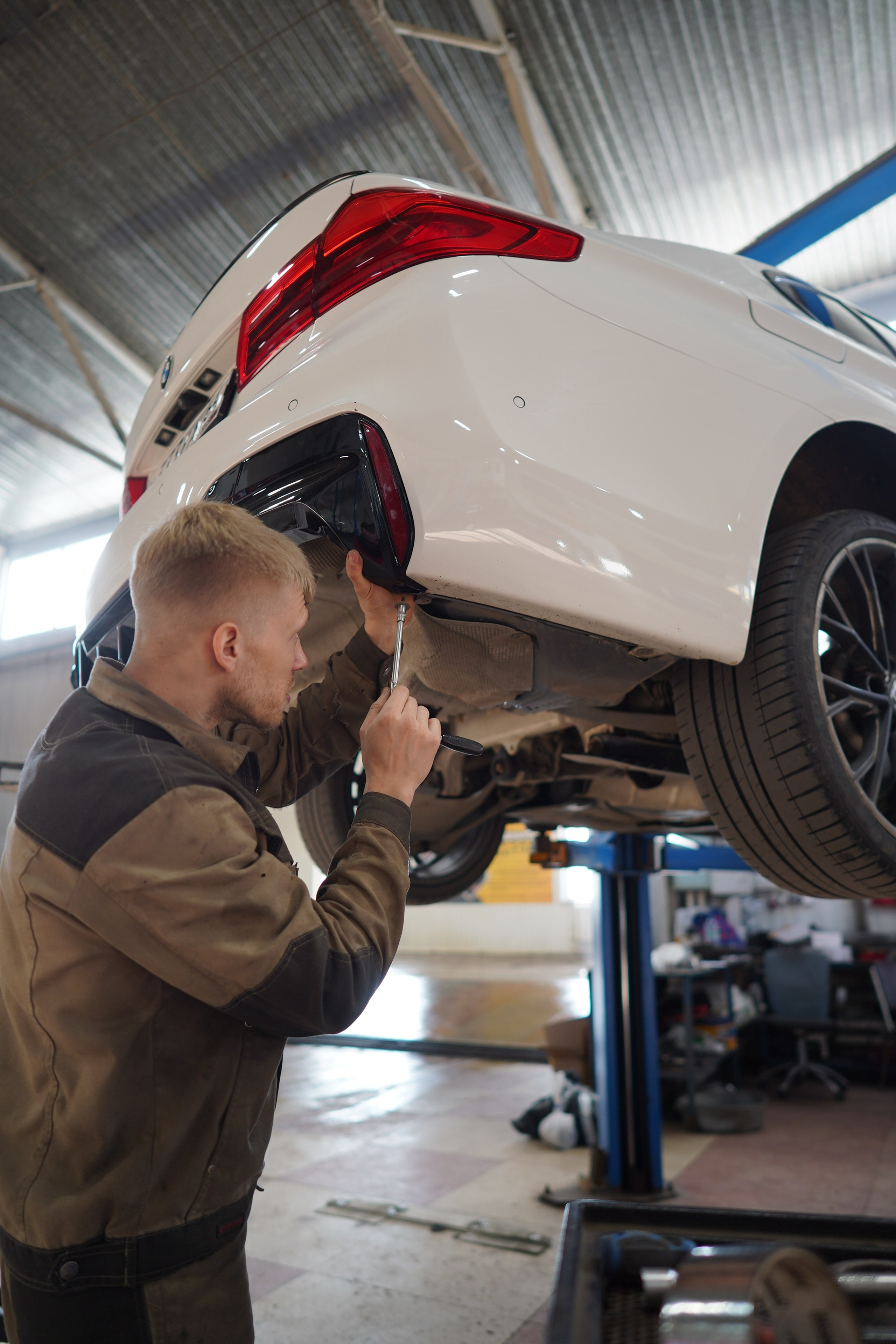 BMW 5. Провыхлоп — Тюнинг и ремонт выхлопных систем в Саратове