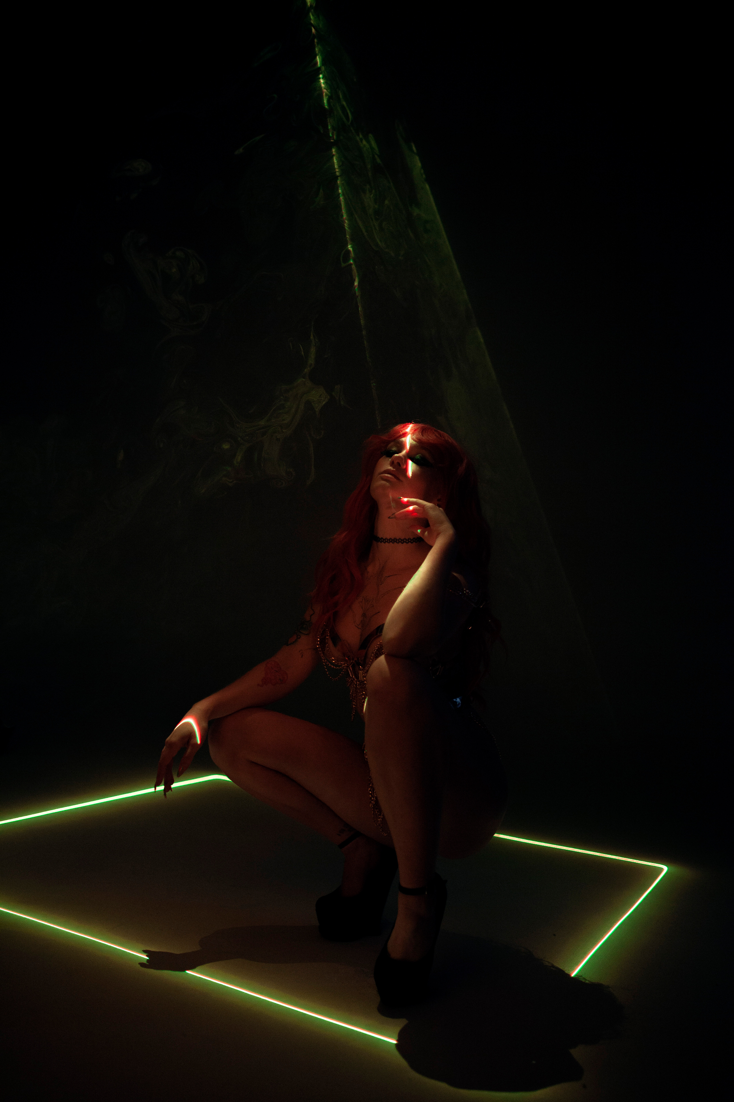 С лазером. Анастасия Майорова фотограф Москва