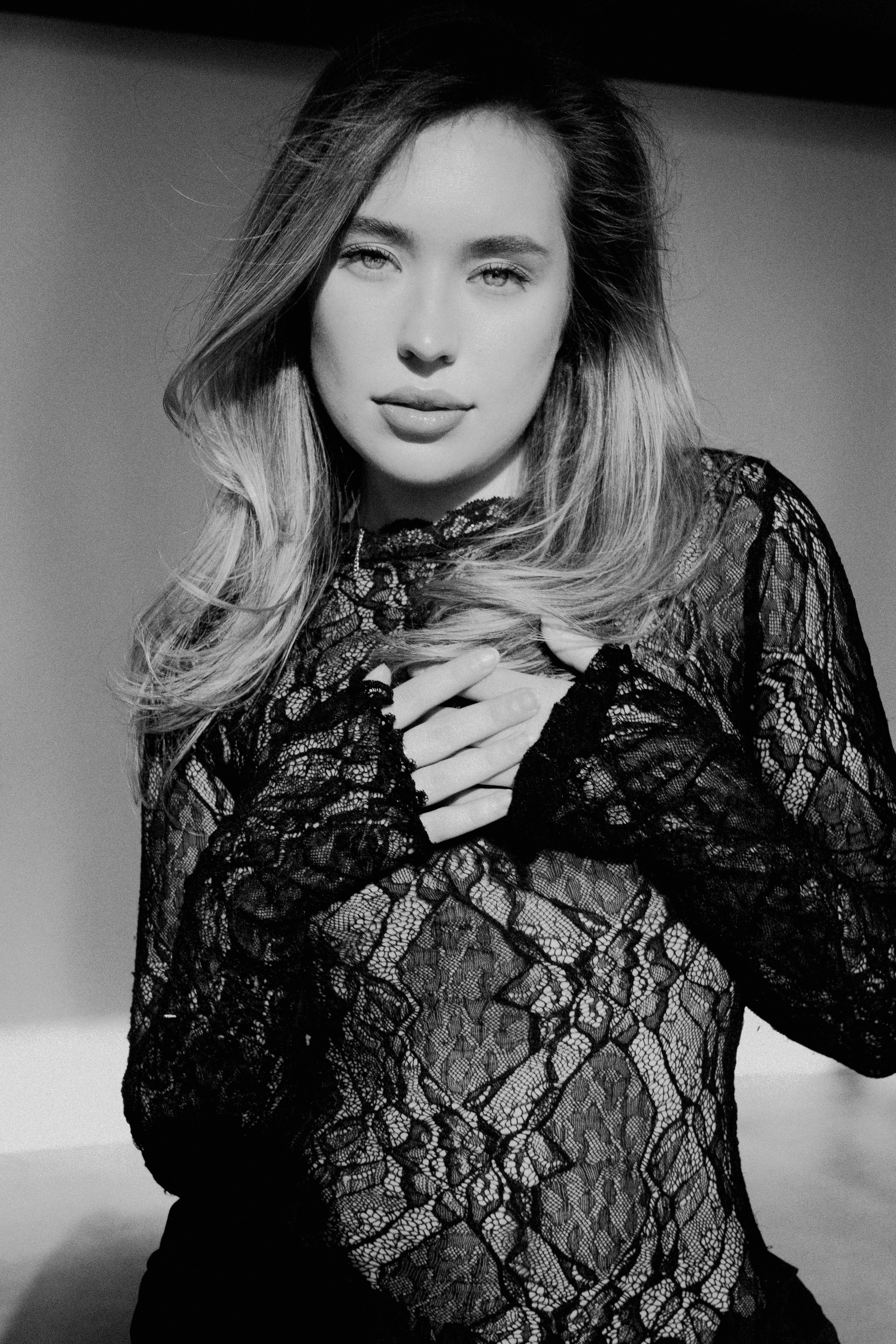 INDIVIDUAL. RONYNIKA PHOTOGRAPHER