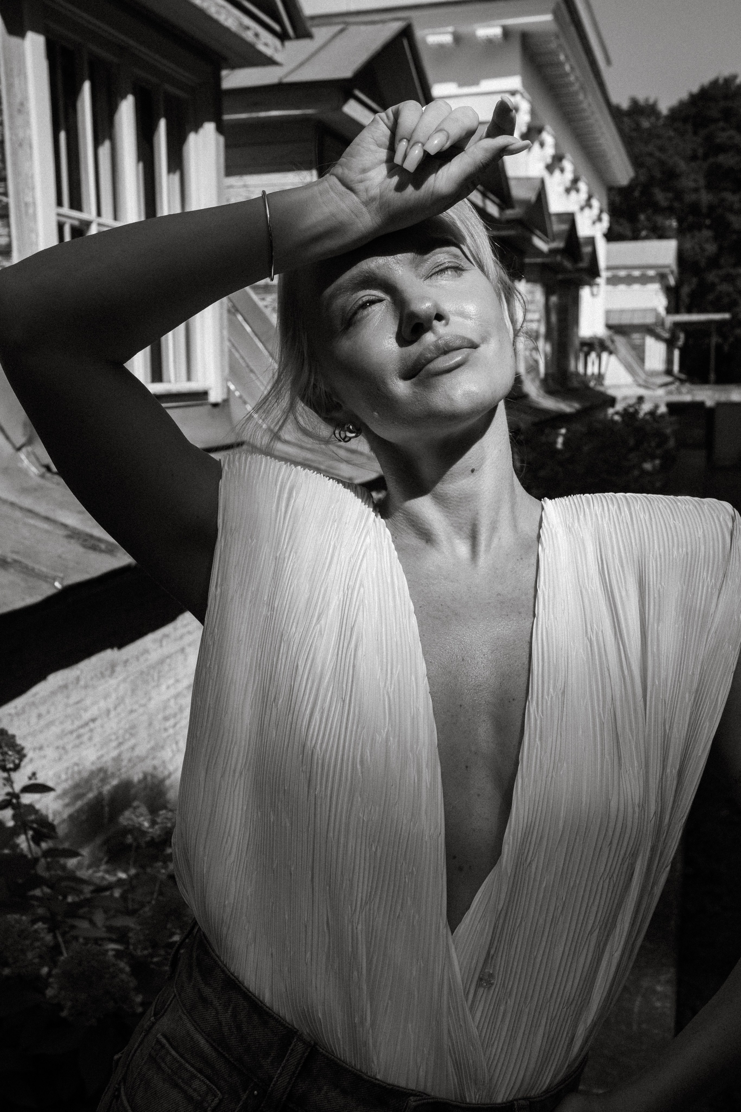 INDIVIDUAL. RONYNIKA PHOTOGRAPHER