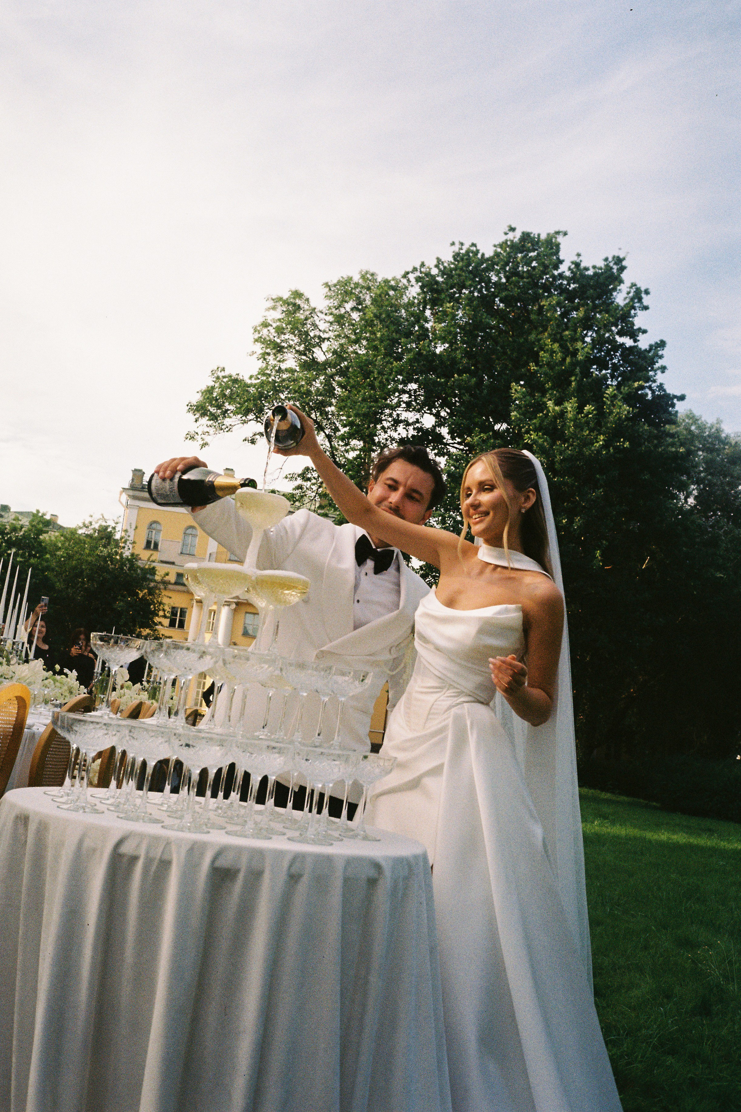 FILM. RONYNIKA PHOTOGRAPHER