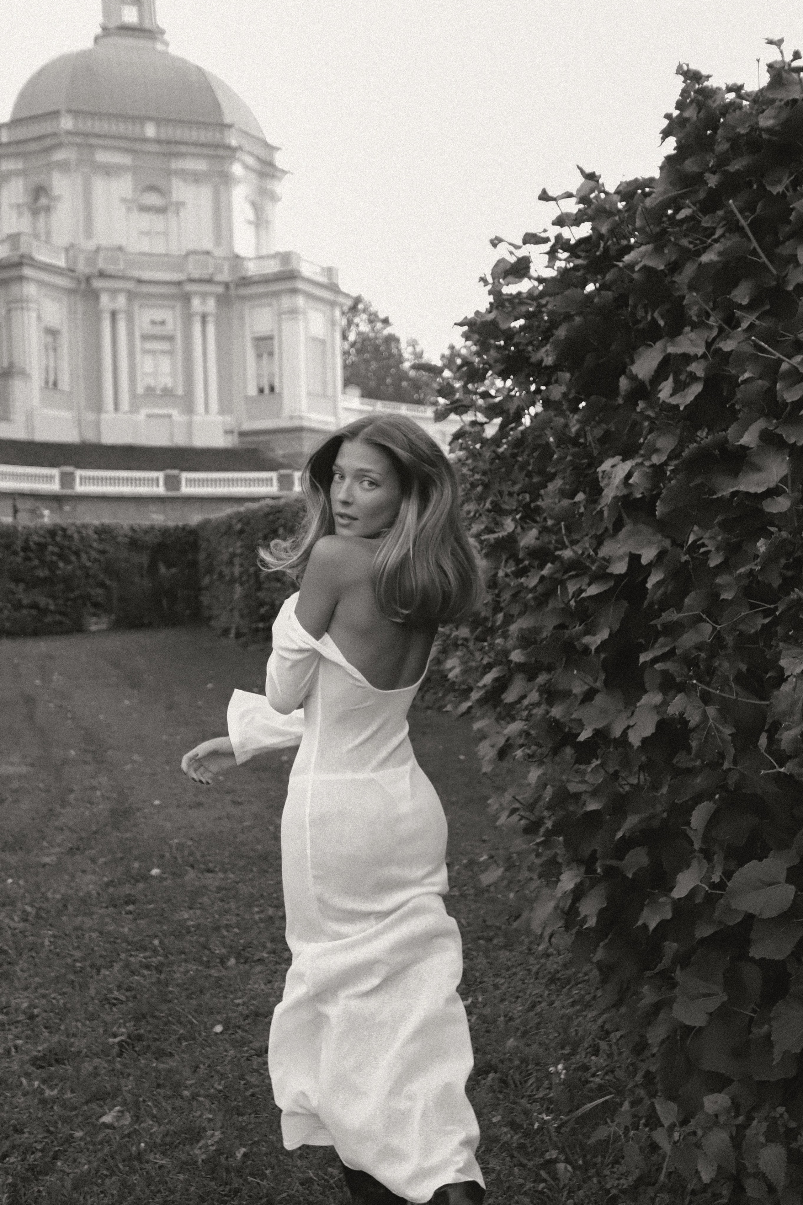 INDIVIDUAL. RONYNIKA PHOTOGRAPHER