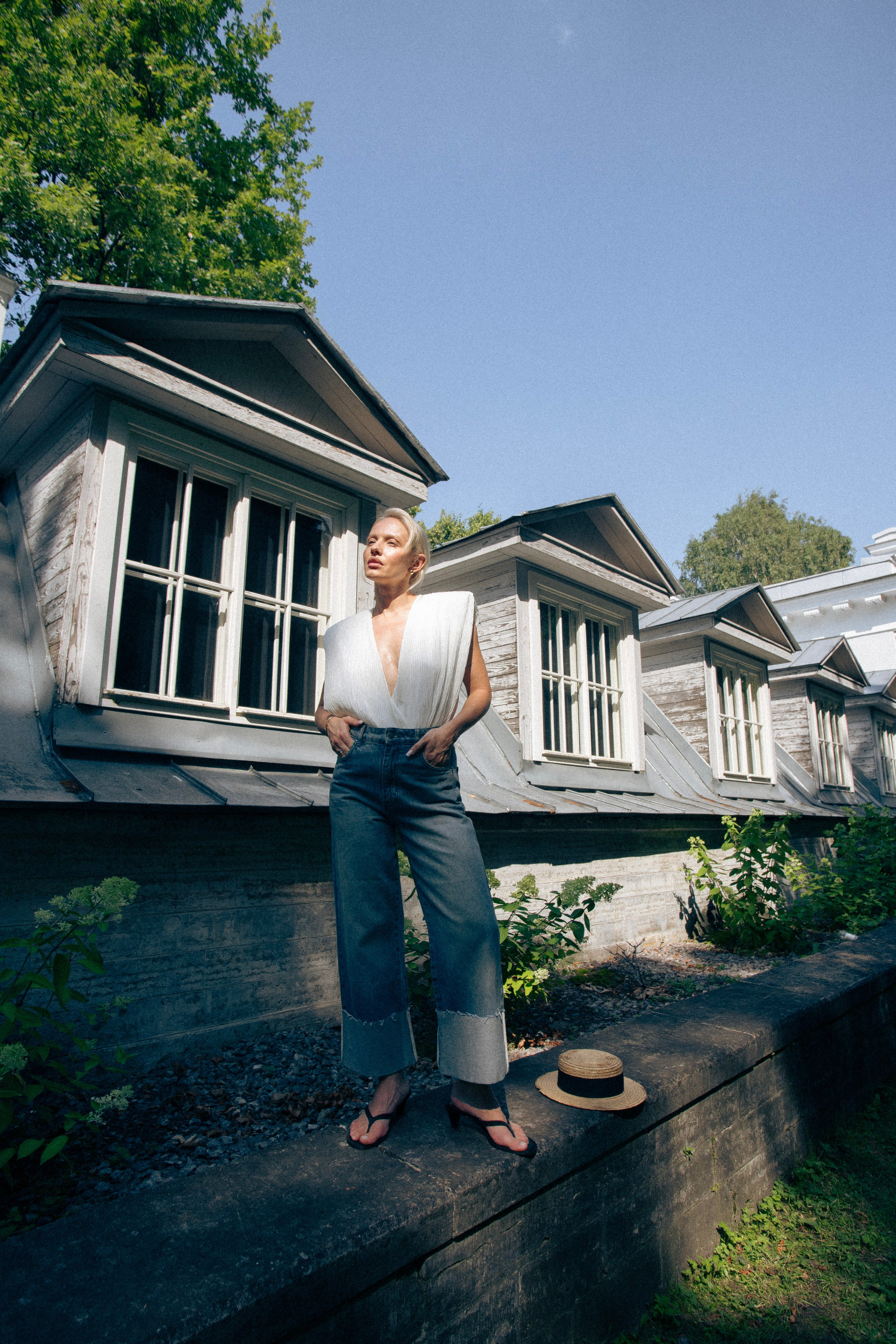 INDIVIDUAL. RONYNIKA PHOTOGRAPHER