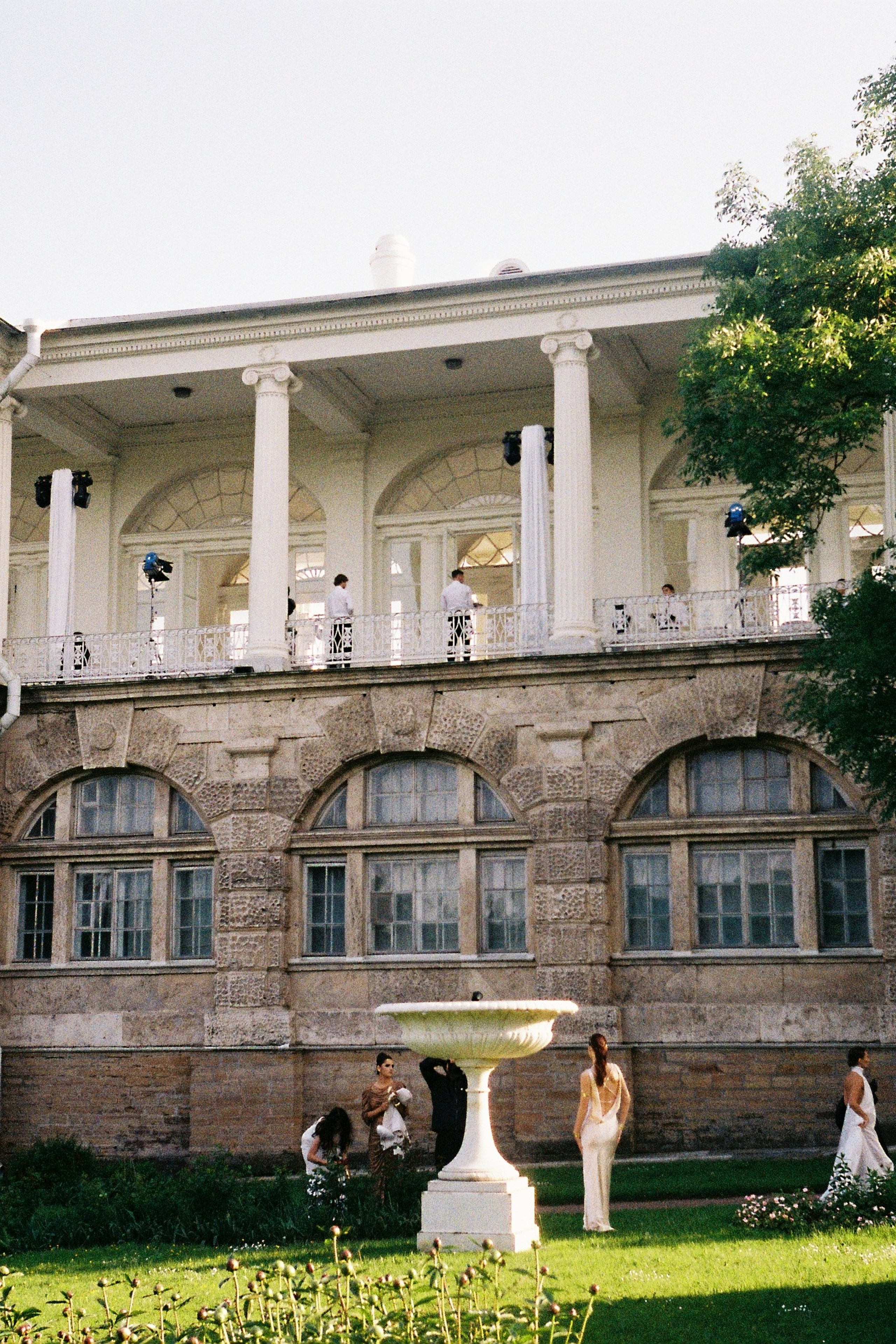 FILM. RONYNIKA PHOTOGRAPHER