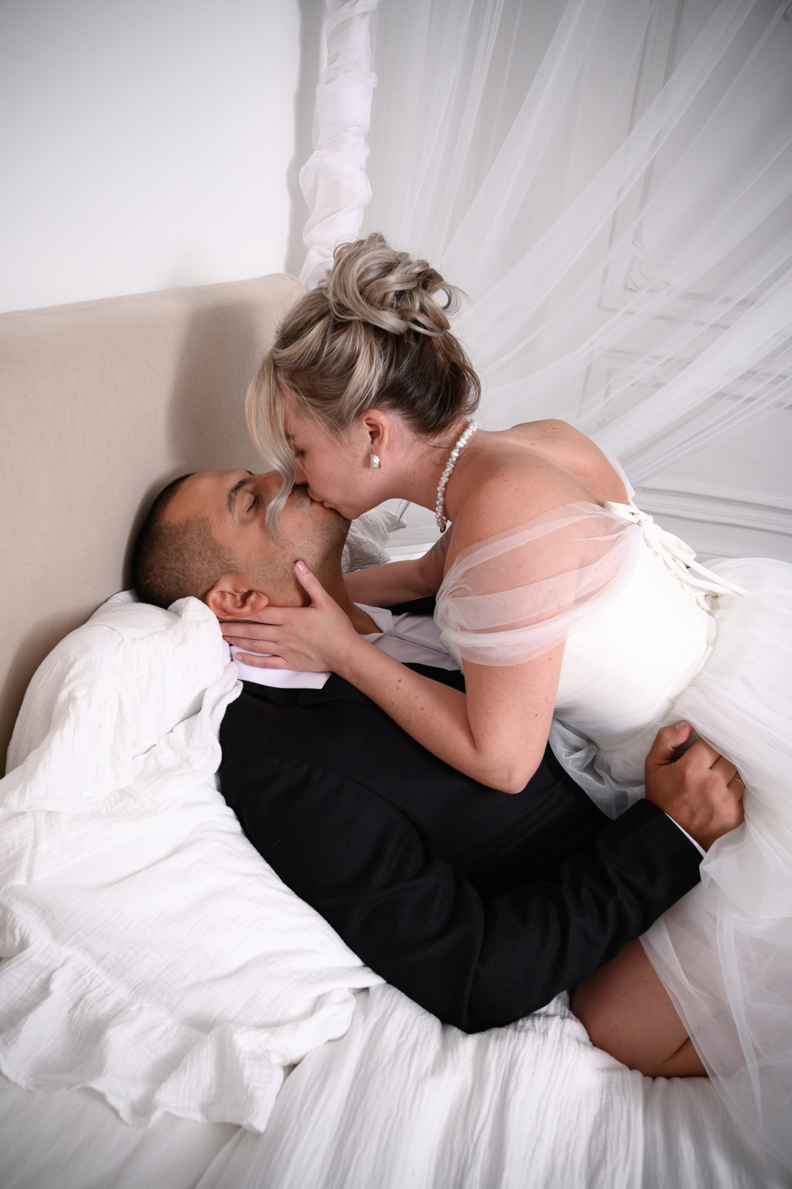 Ekaterina&Viktor, Content