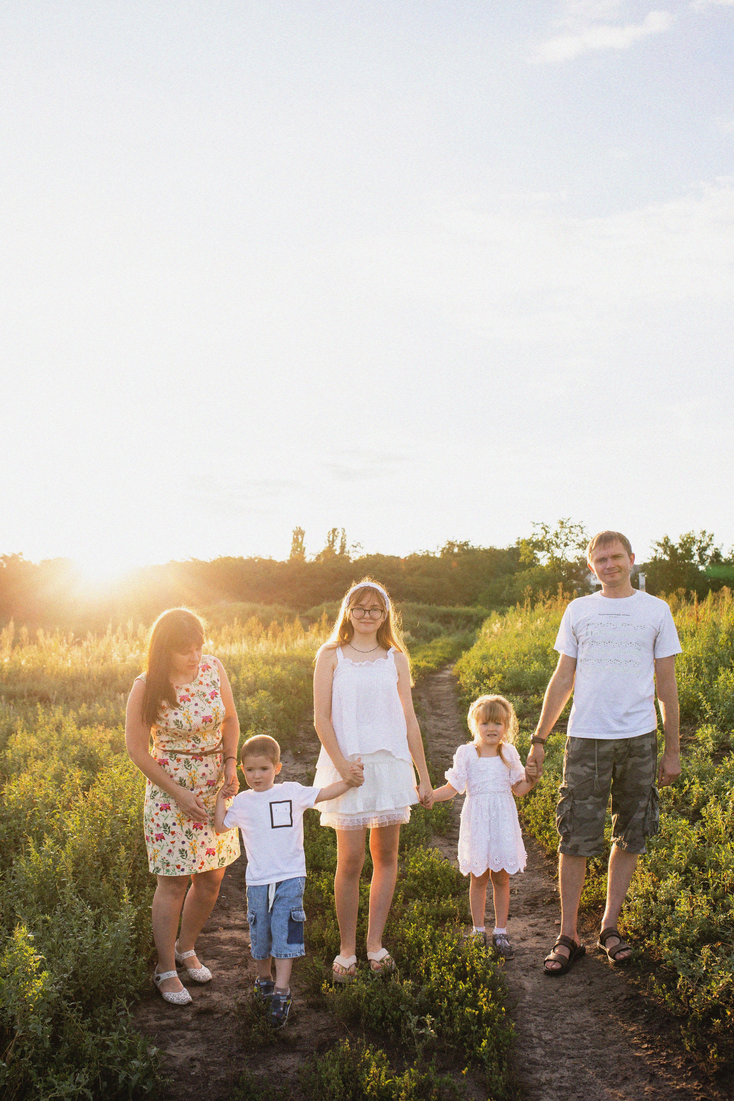 МАЛЕНЬКАЯ ИСТОРИЯ БОЛЬШОЙ СЕМЬИ