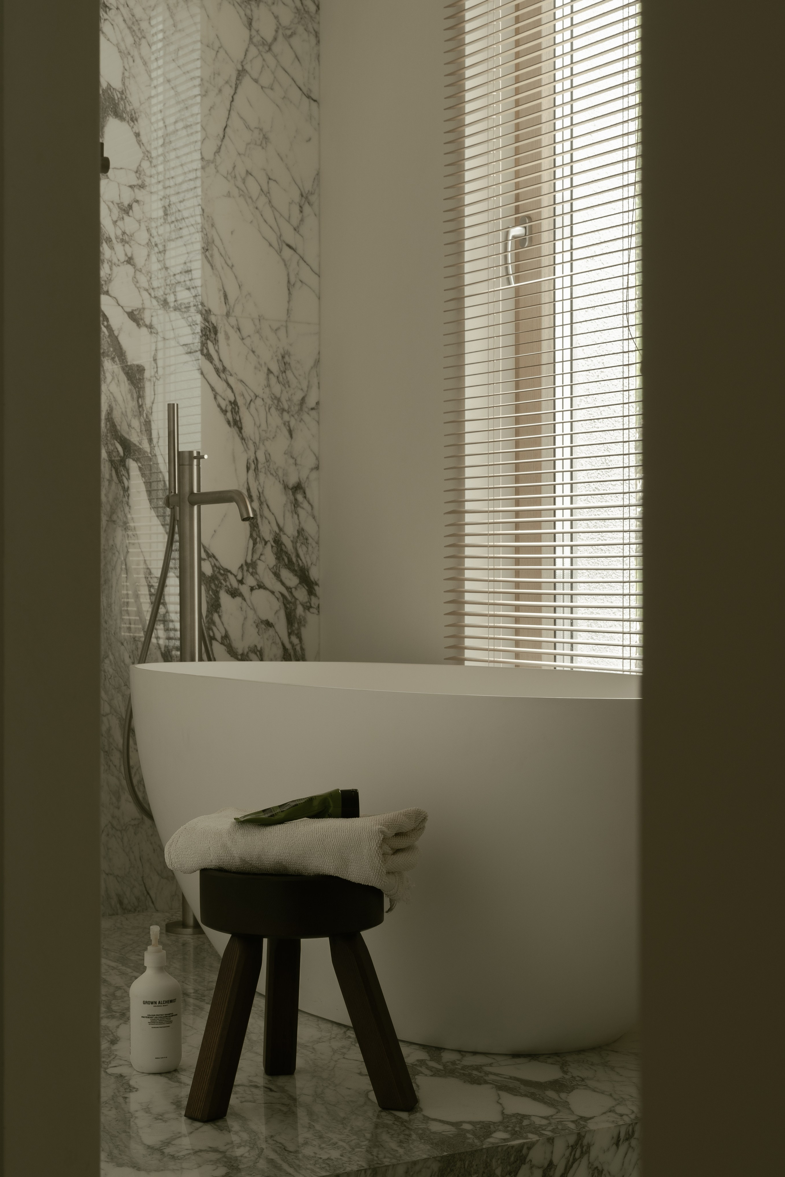 Минималистичная квартира на Васильевском 09.25. Интерьерный фотограф в Санкт-Петербурге Диана Аносова