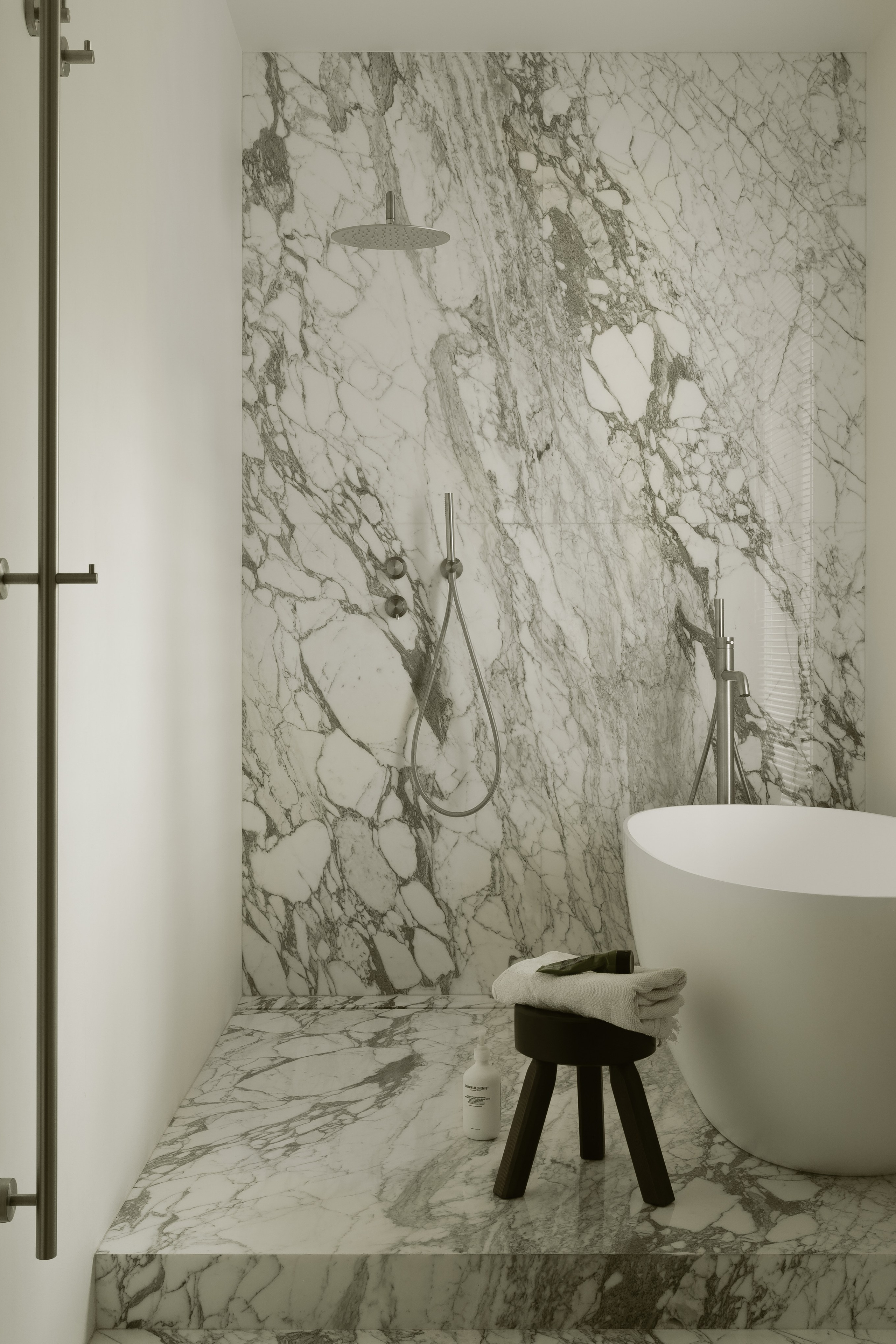 Минималистичная квартира на Васильевском 09.25. Интерьерный фотограф в Санкт-Петербурге Диана Аносова