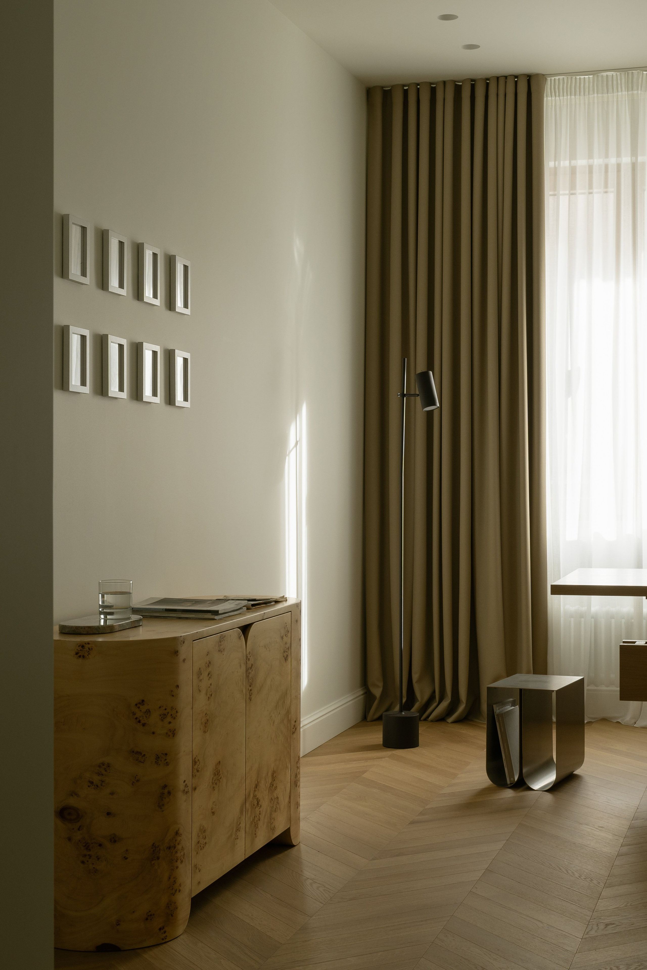 Минималистичная квартира на Васильевском 09.25. Интерьерный фотограф в Санкт-Петербурге Диана Аносова