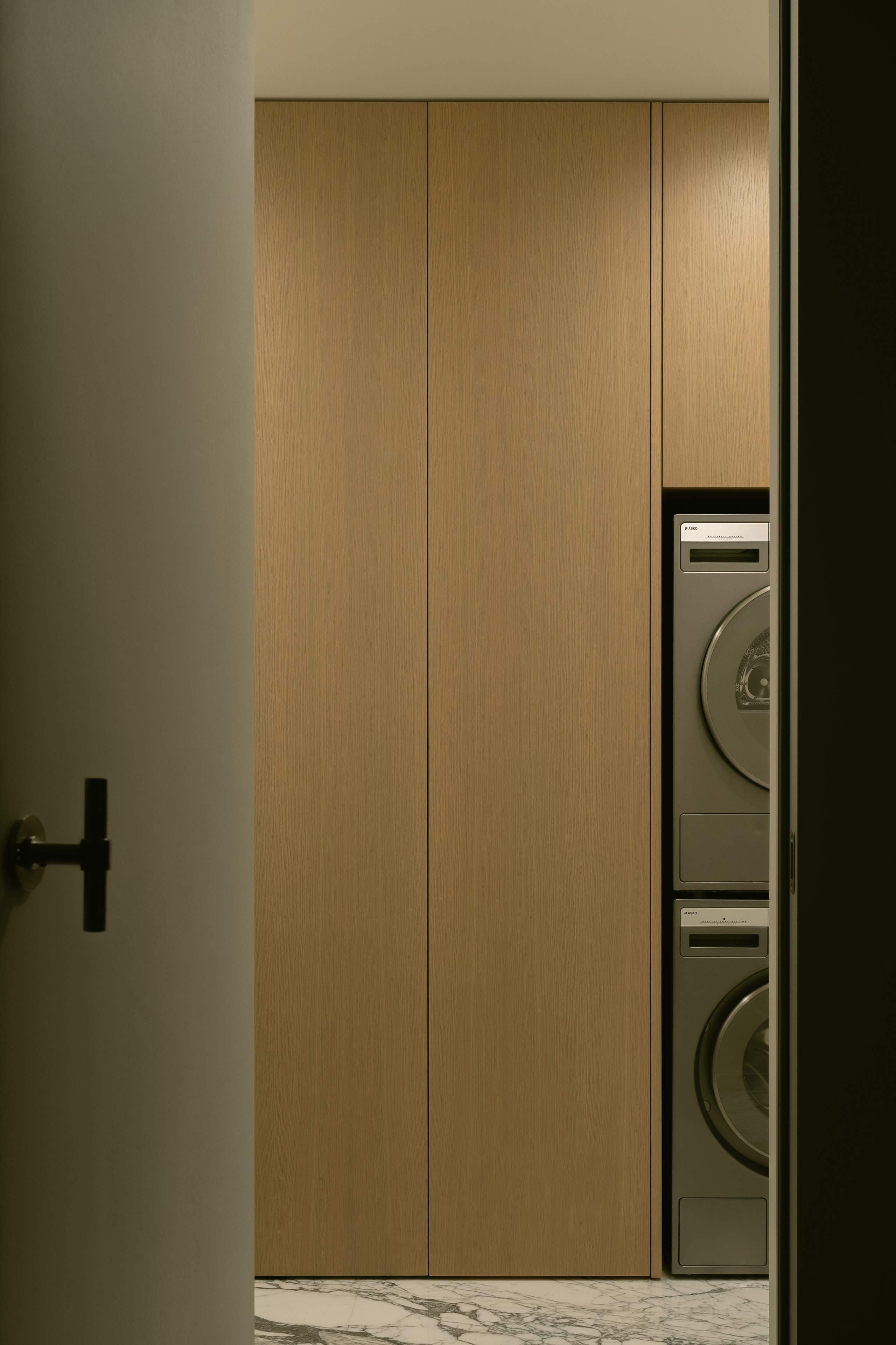 Минималистичная квартира на Васильевском 09.25. Интерьерный фотограф в Санкт-Петербурге Диана Аносова