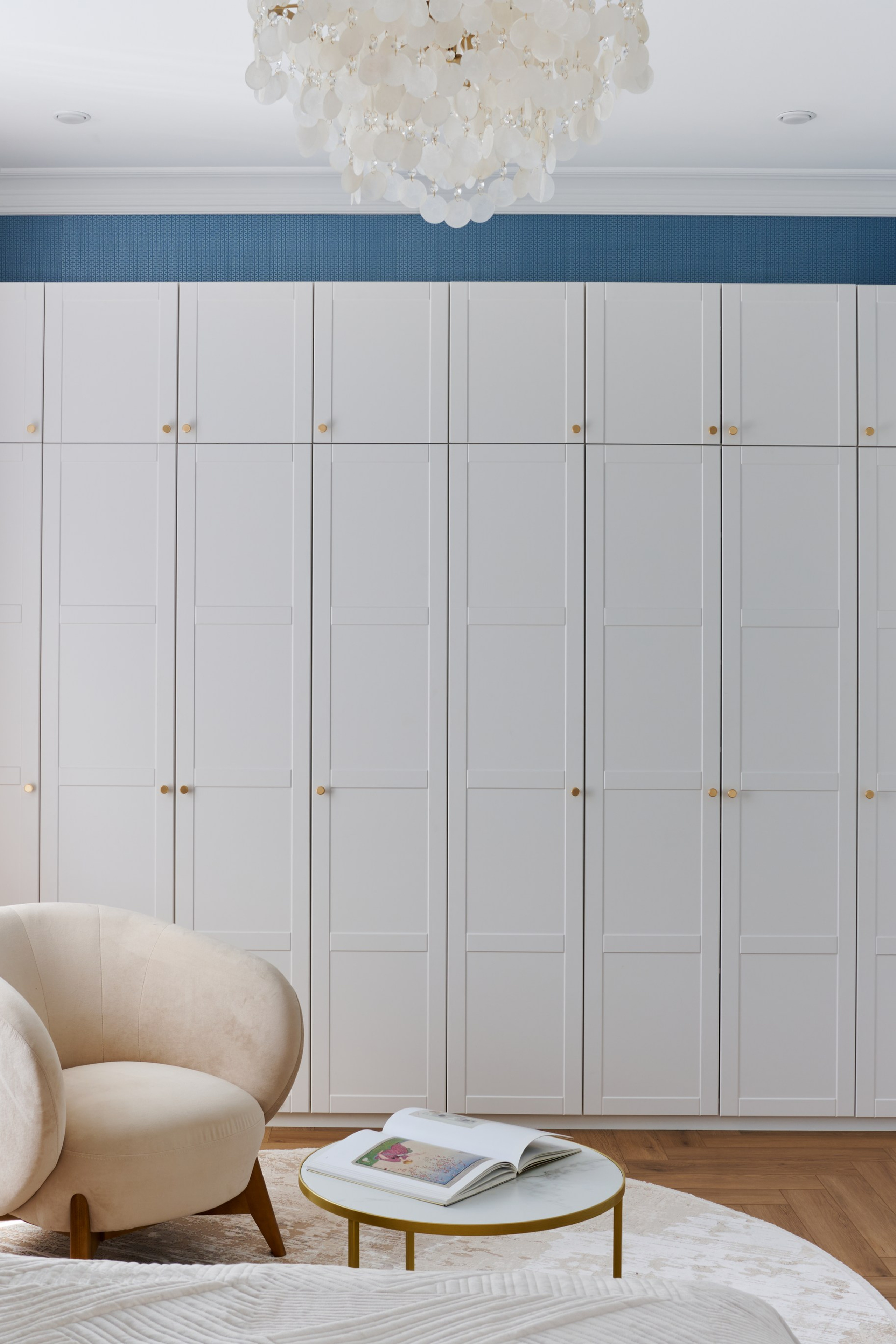 Дом с Атлантами. Фотограф для дизайнеров, застройщиков и бизнеса — интерьеры и архитектура — Свободный Роман в Москве и по России