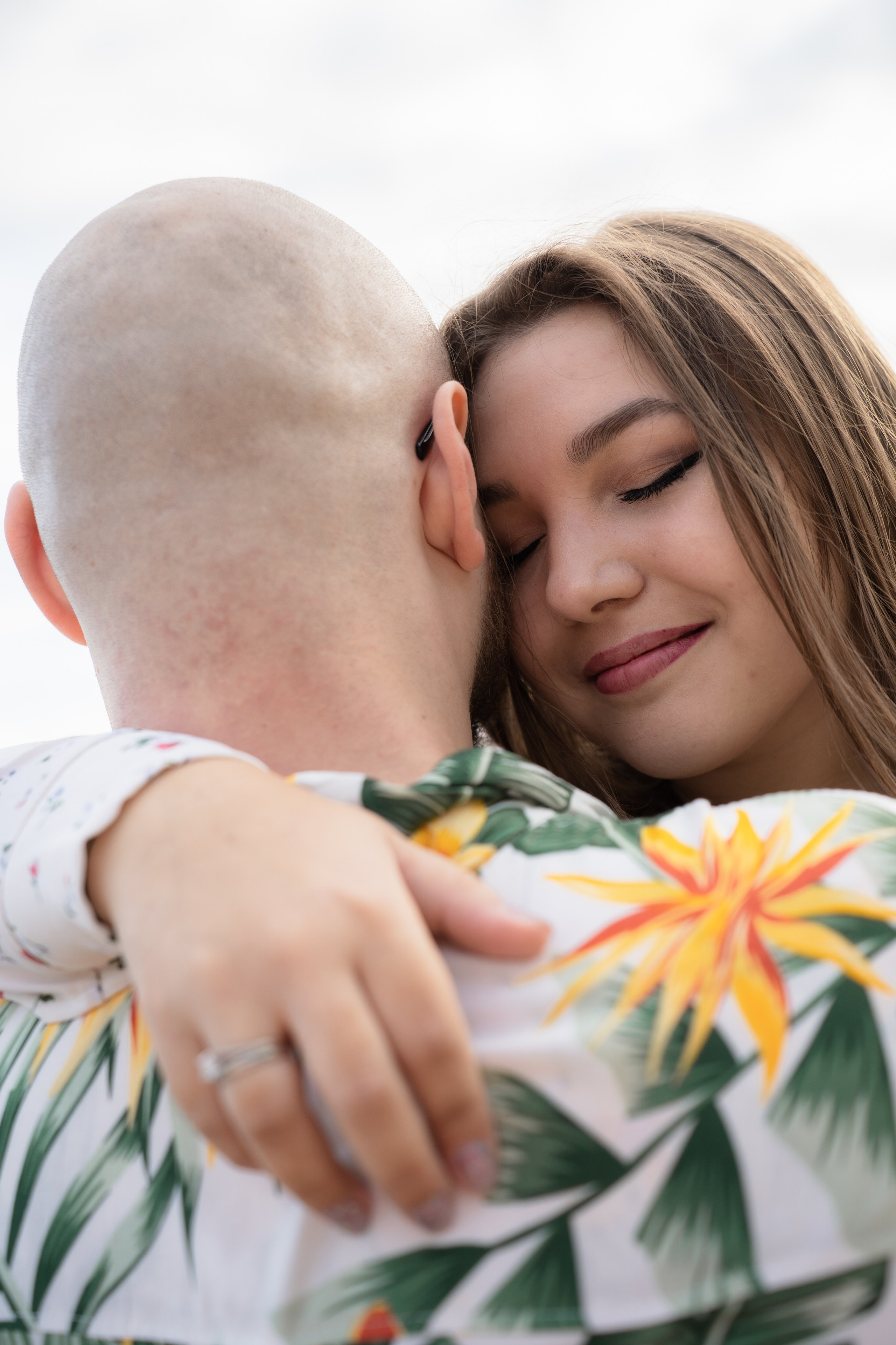 Алена и Максим. Фотосессия на реке.
