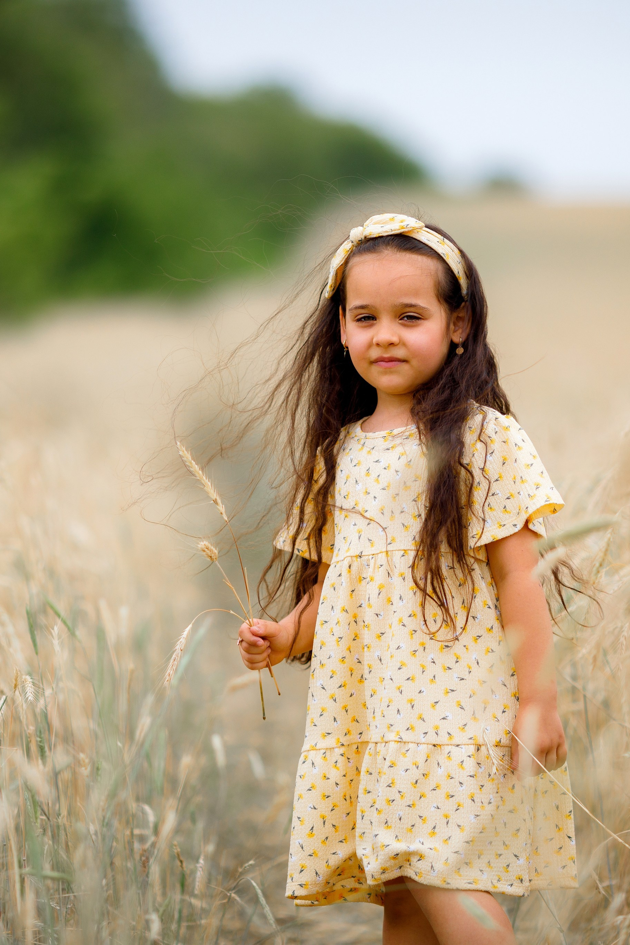 Детская фотосессия в колосьях