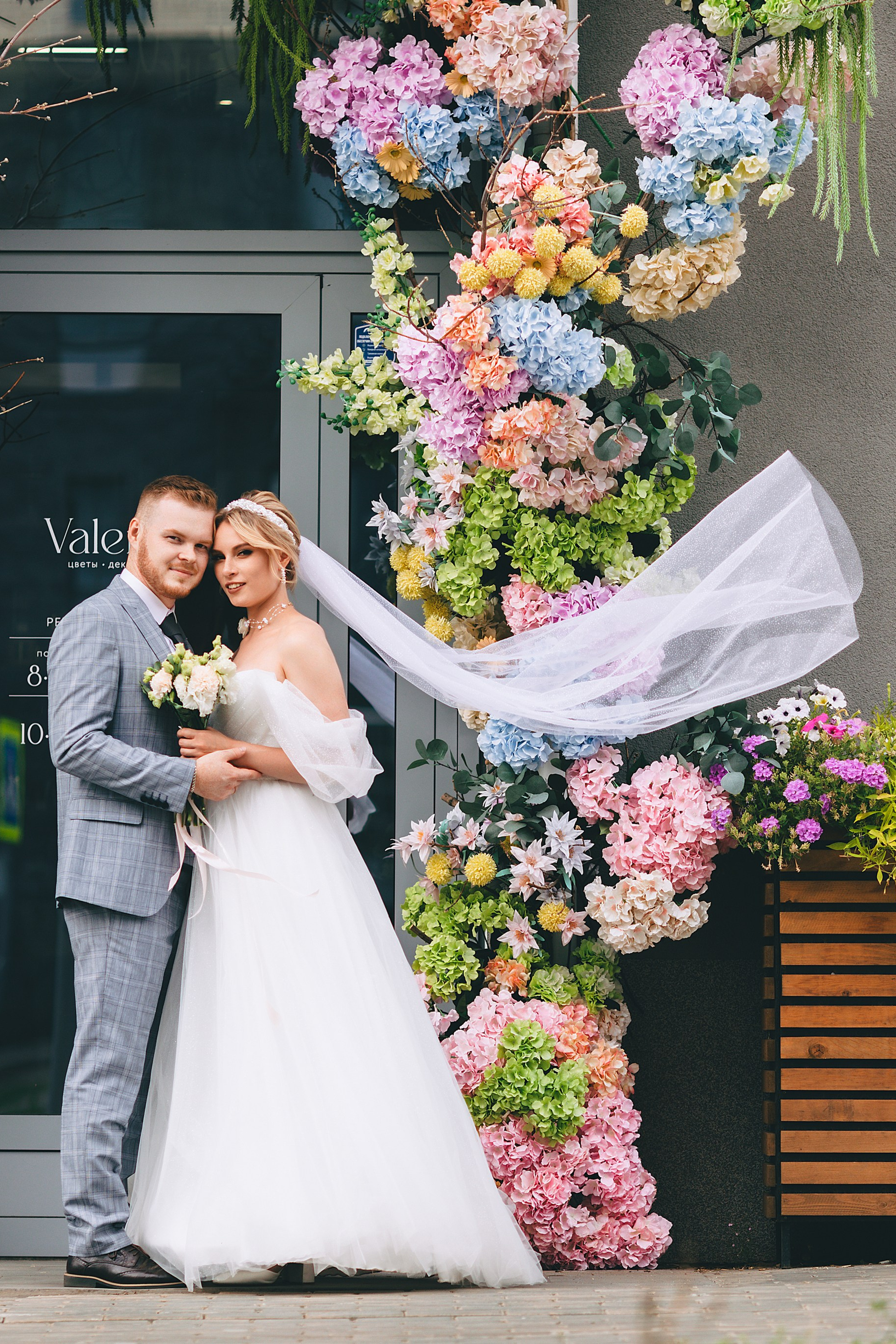 Красивые кадры свадебной летней фотосессии в Ижевске