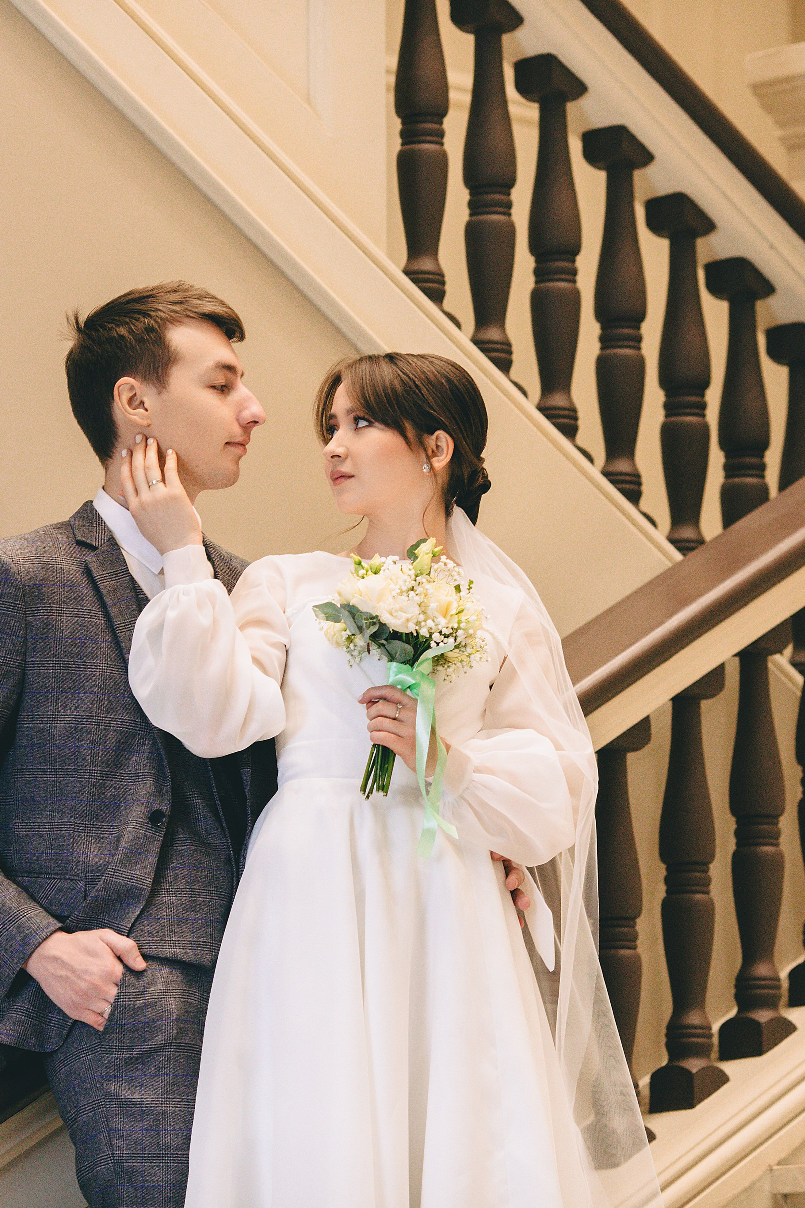 Свадебная фотосессия в национальной библиотеке Удмуртской Республики