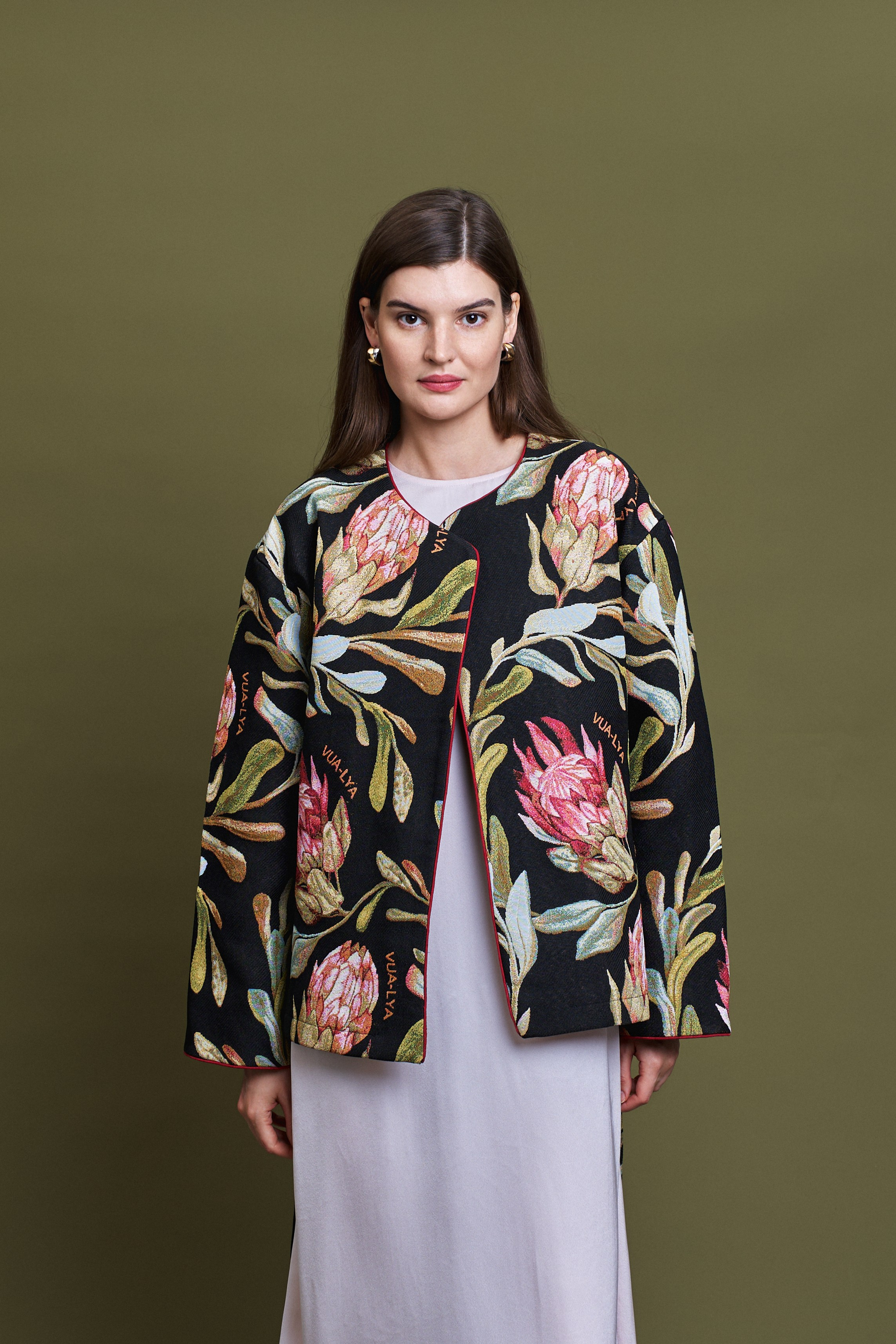 Каталог не&nbsp;на&nbsp;белом фоне