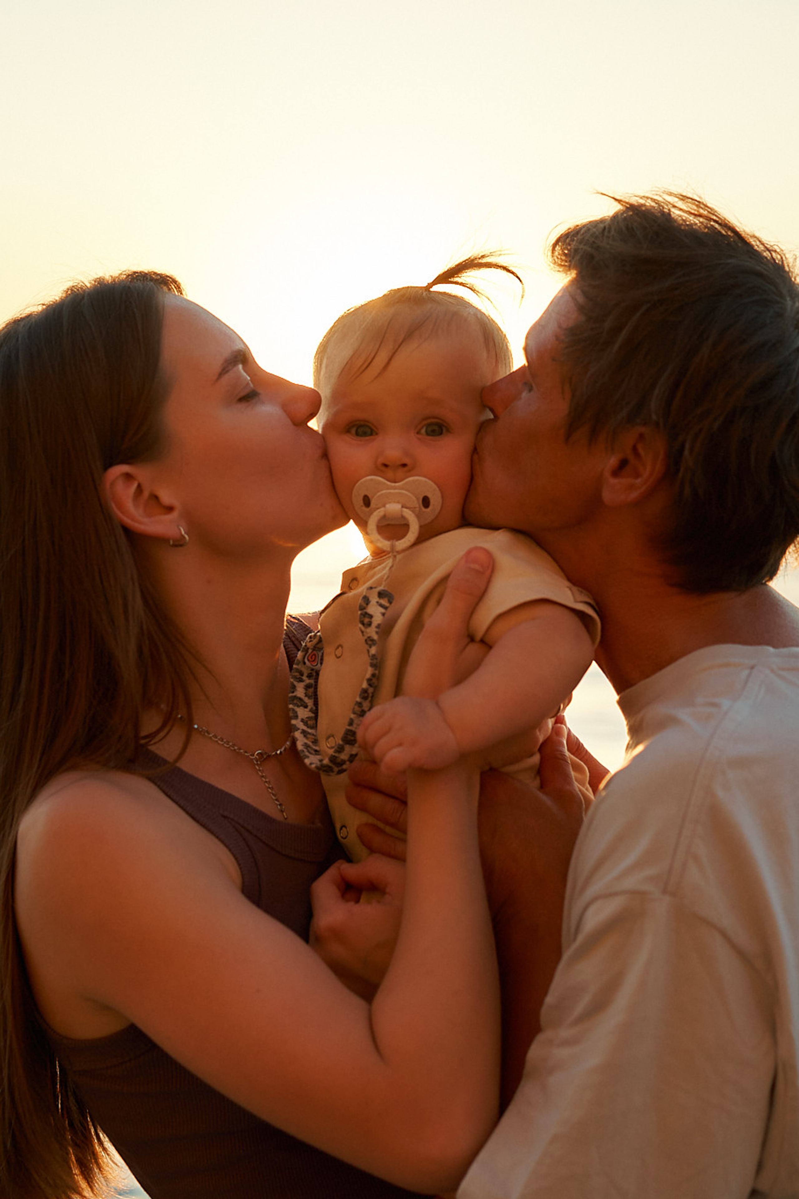 Ксения и Миша: семейная прогулка. Фотограф в Анапе Надежда Соловьёва