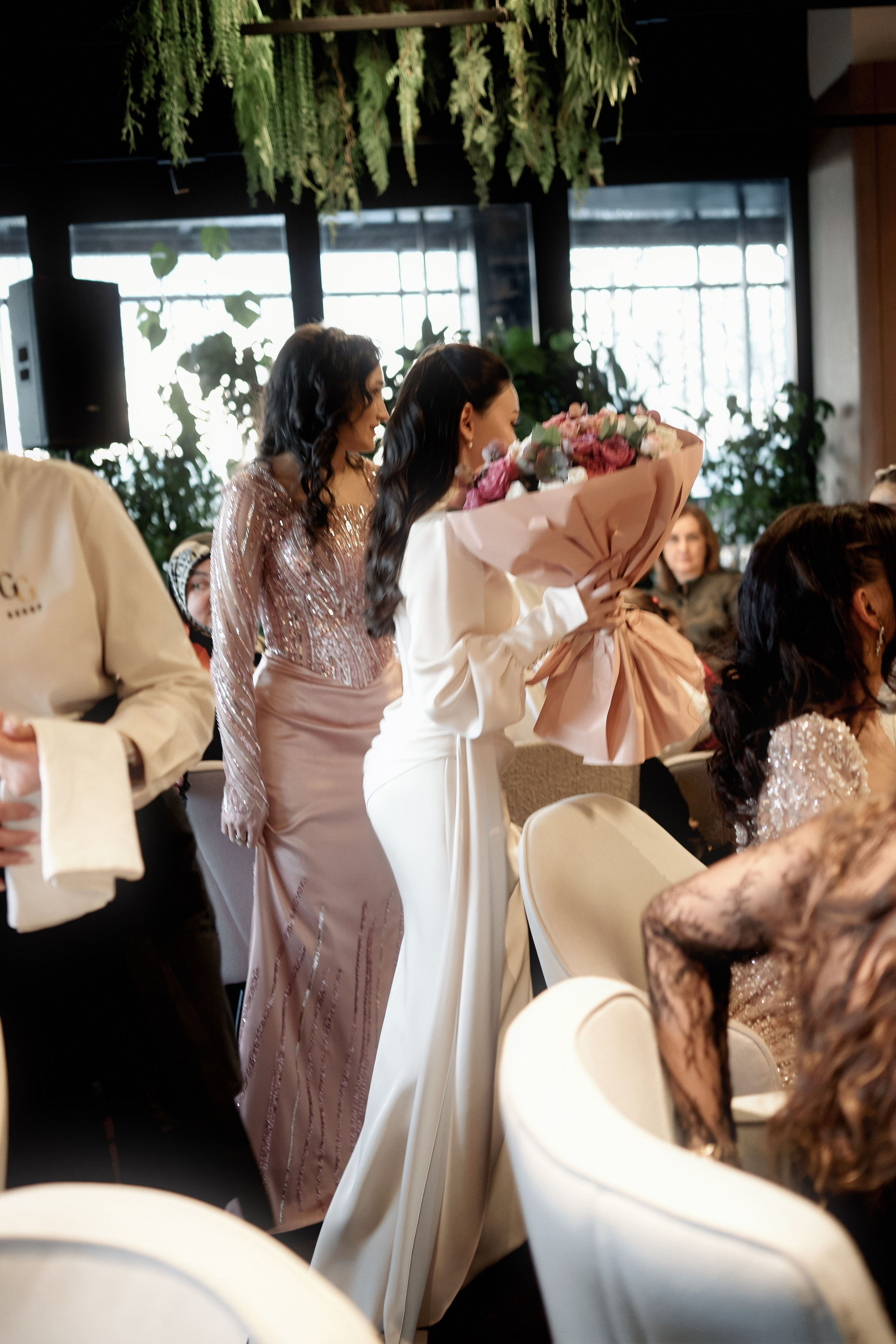 Wedding. Photography personal / love / family / for brands