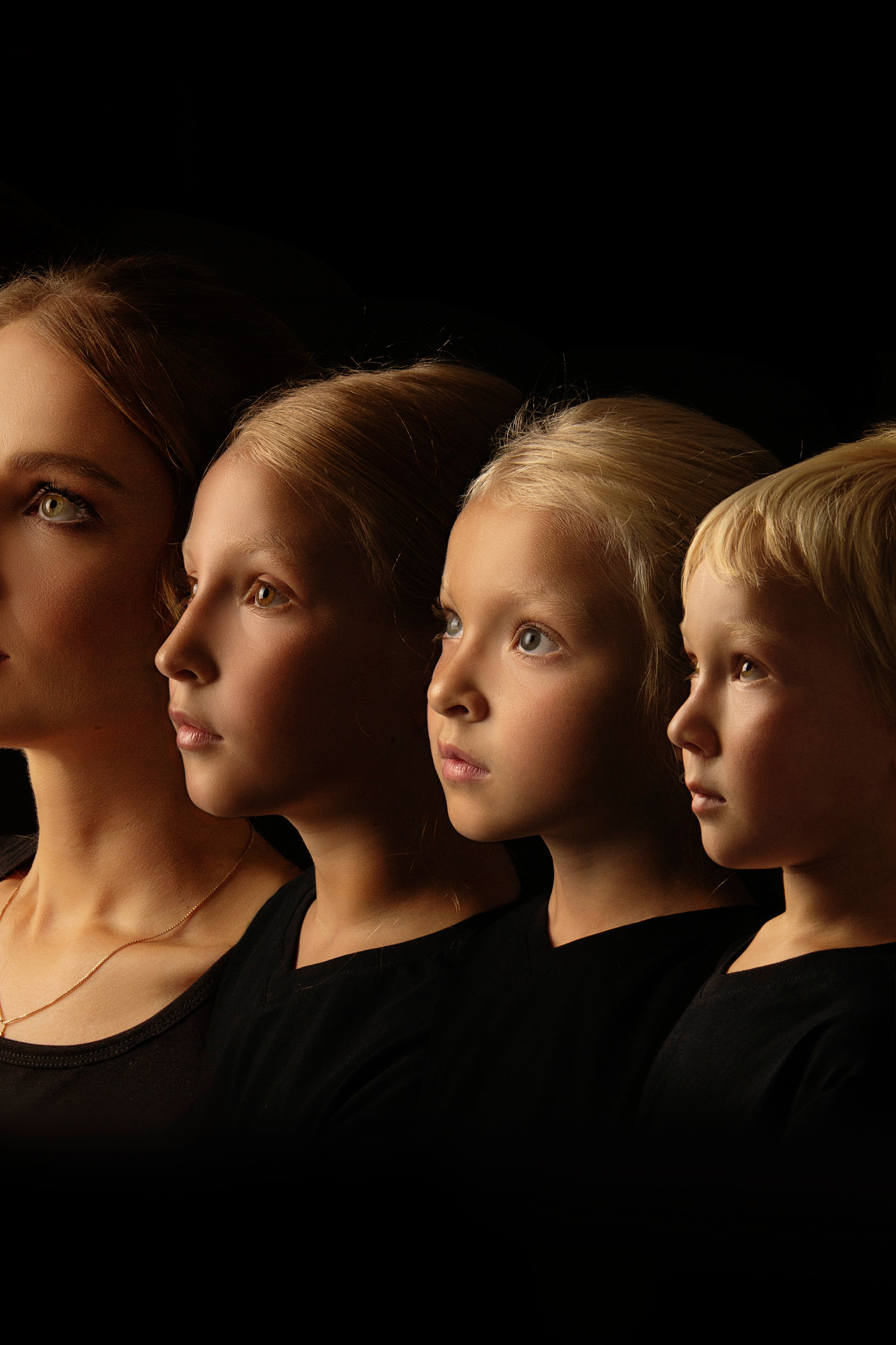 Алёна с семьёй