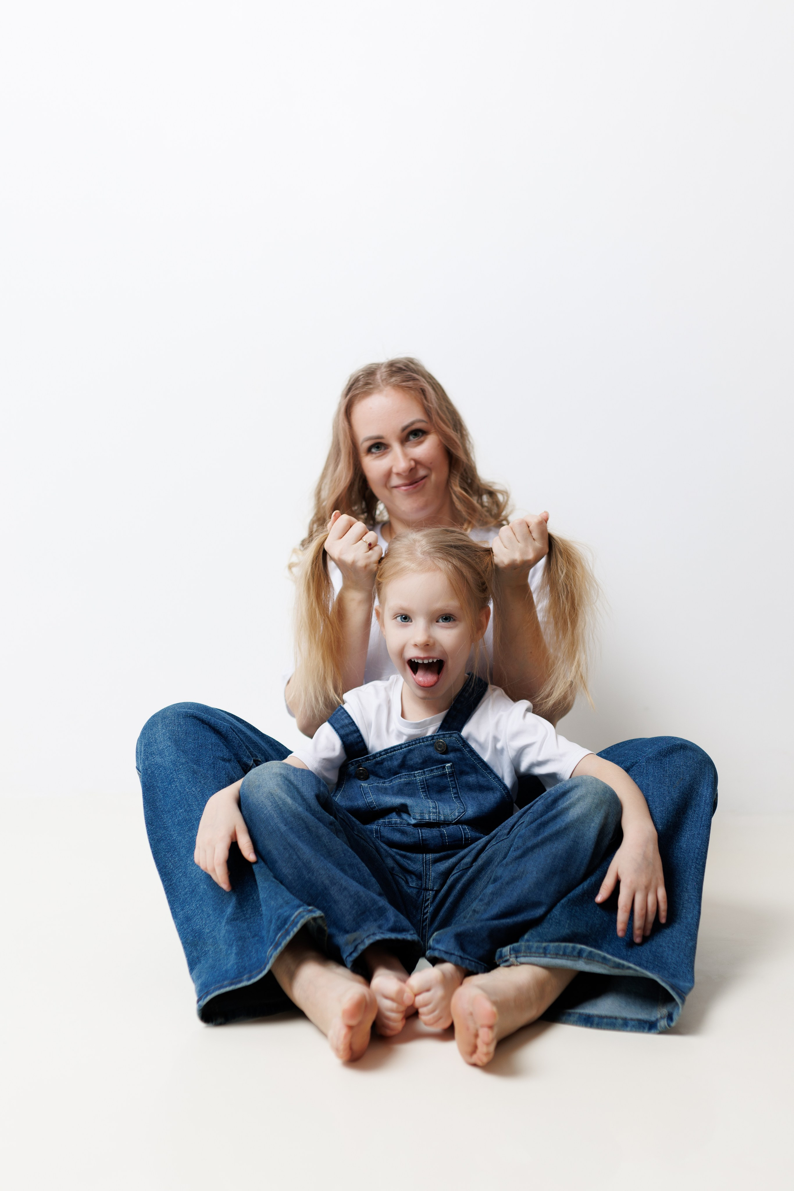 Анна и Настя