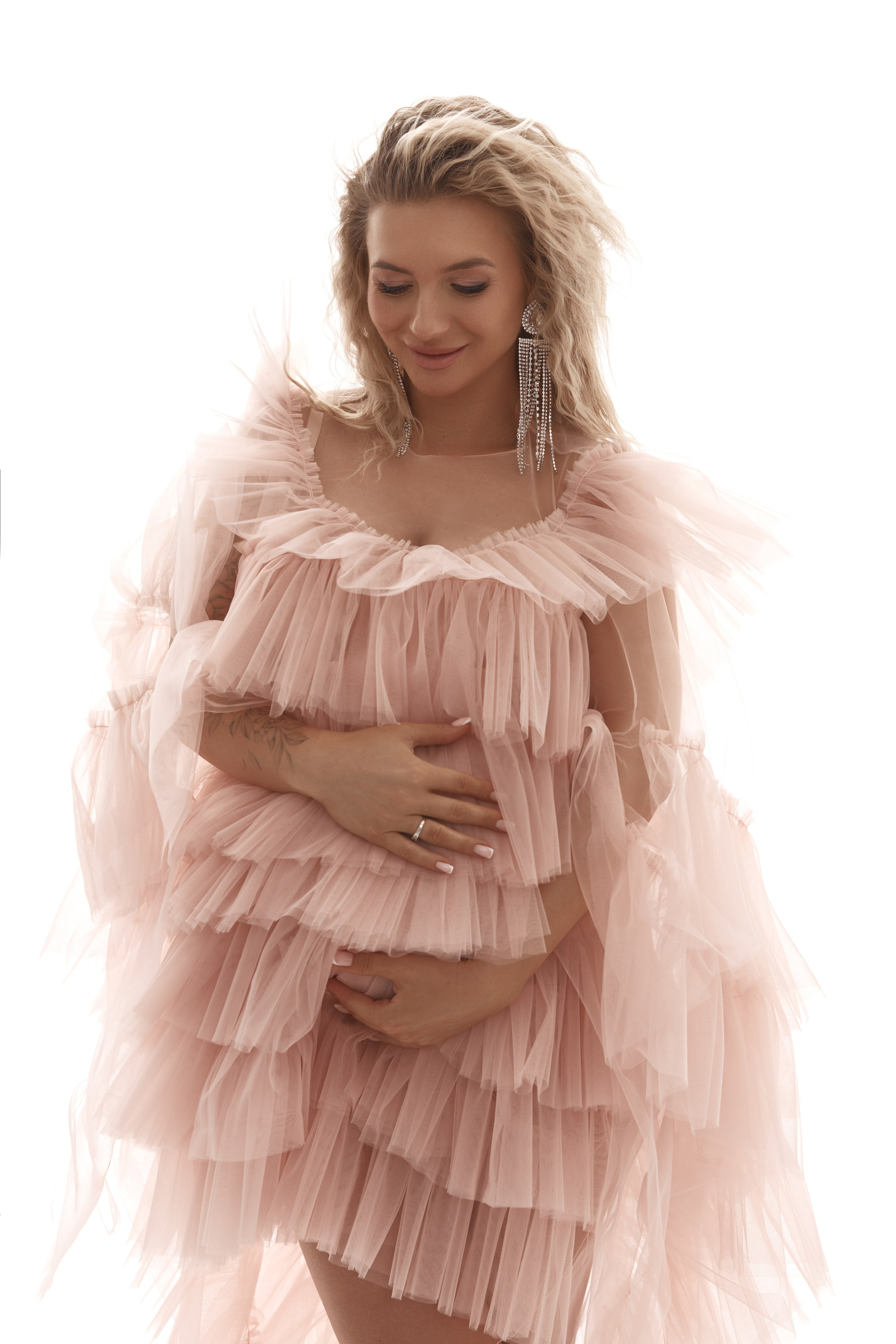 Платье со&nbsp;шлейфом