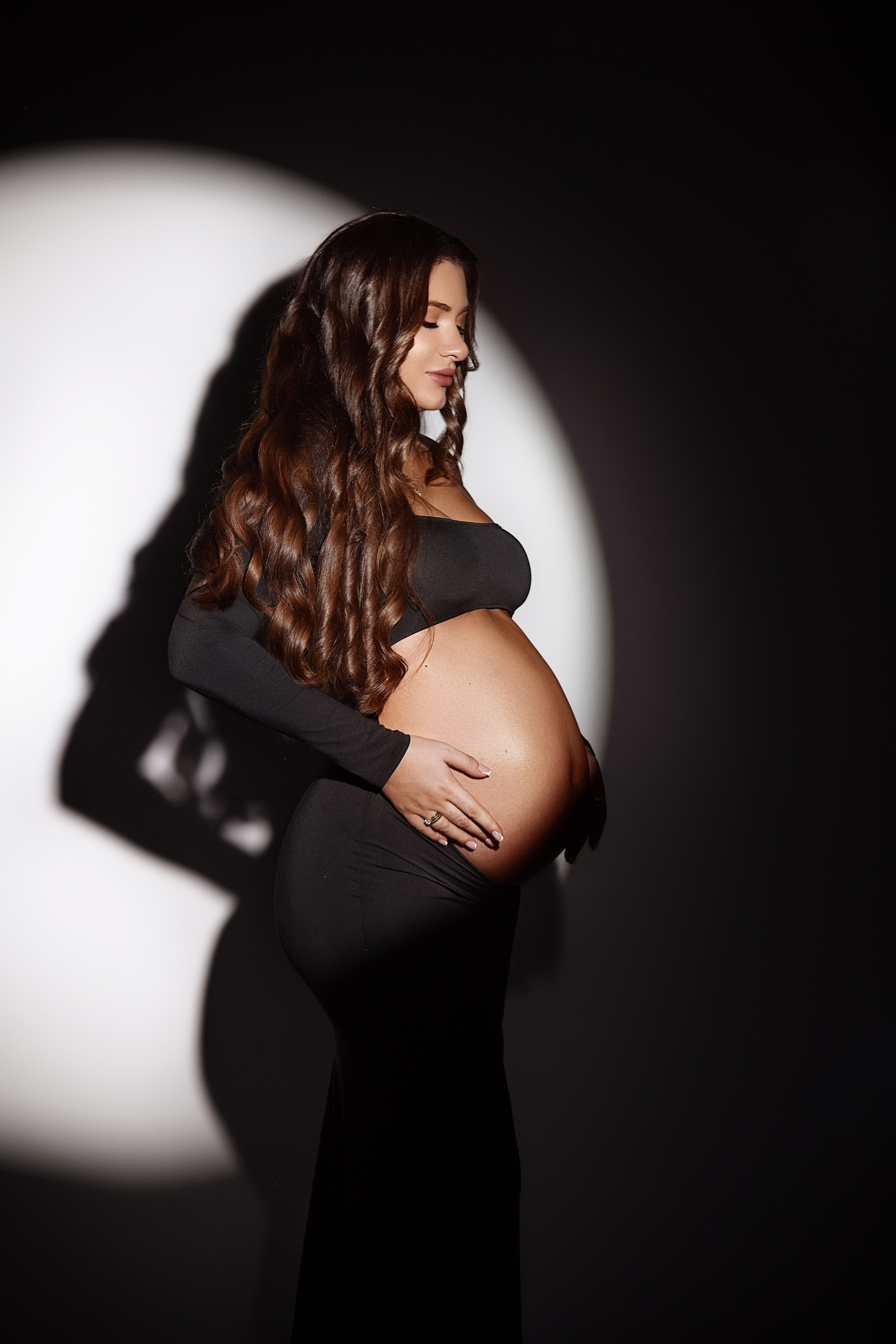 Платье черное. Tatya Lushchyk профессиональный фотограф в Минске. Фотосессия беременности и индивидуальные съемки