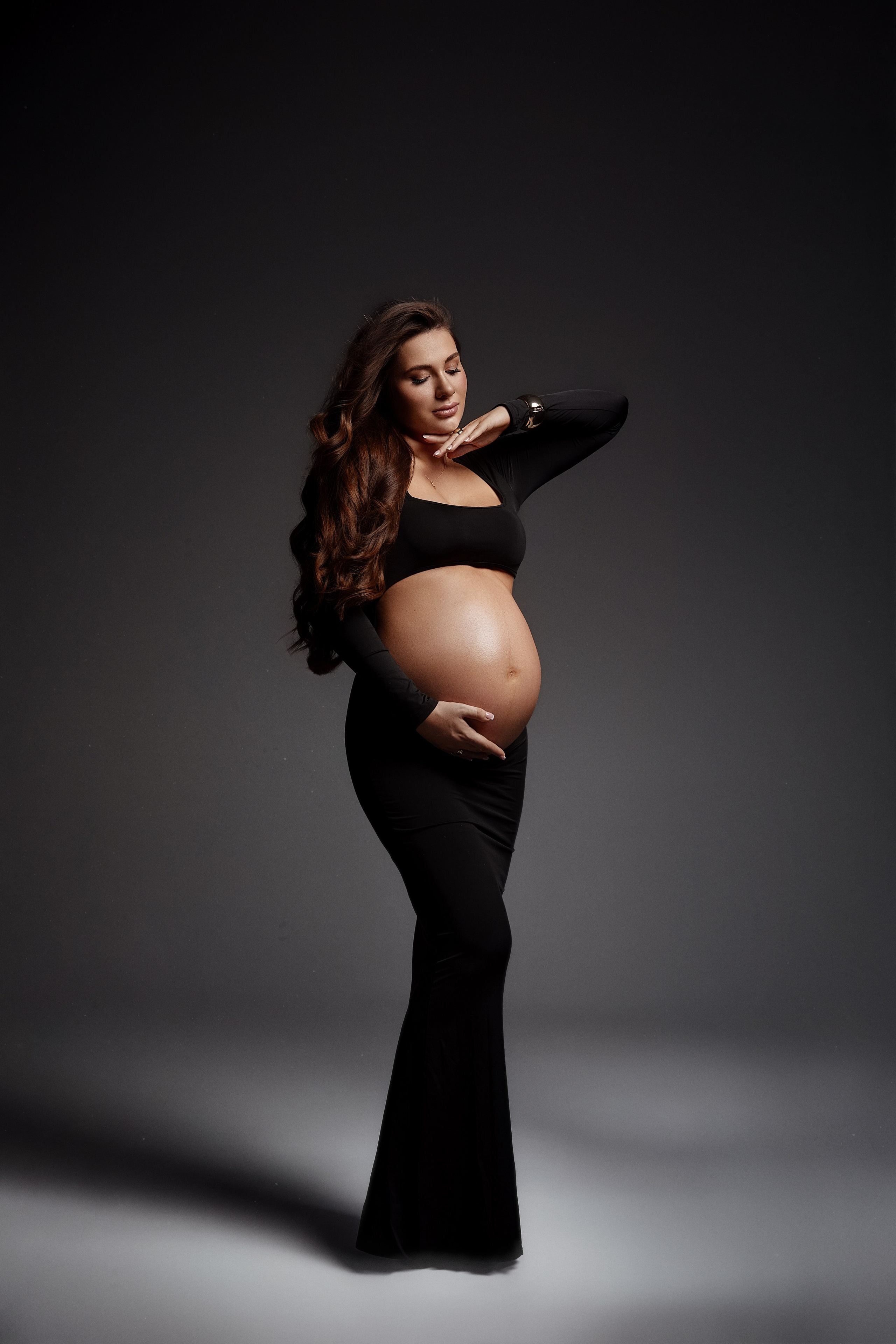 Платье черное. Tatya Lushchyk профессиональный фотограф в Минске. Фотосессия беременности и индивидуальные съемки