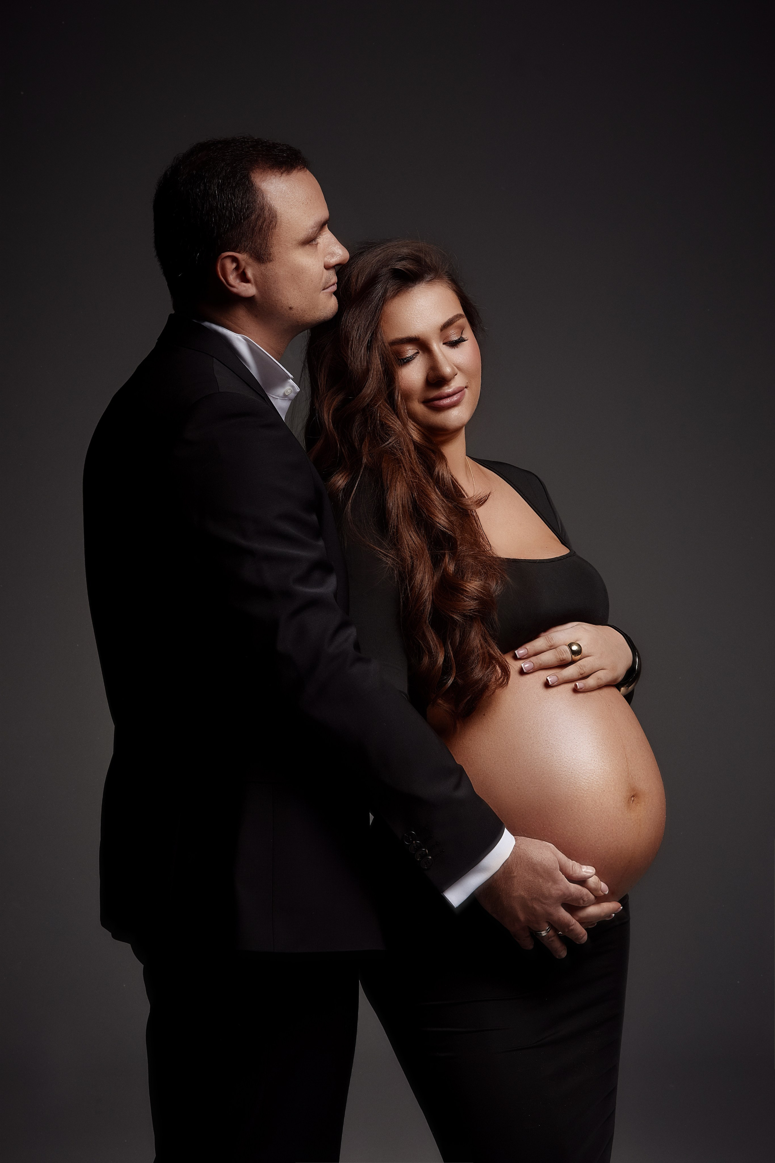 Платье черное. Tatya Lushchyk профессиональный фотограф в Минске. Фотосессия беременности и индивидуальные съемки
