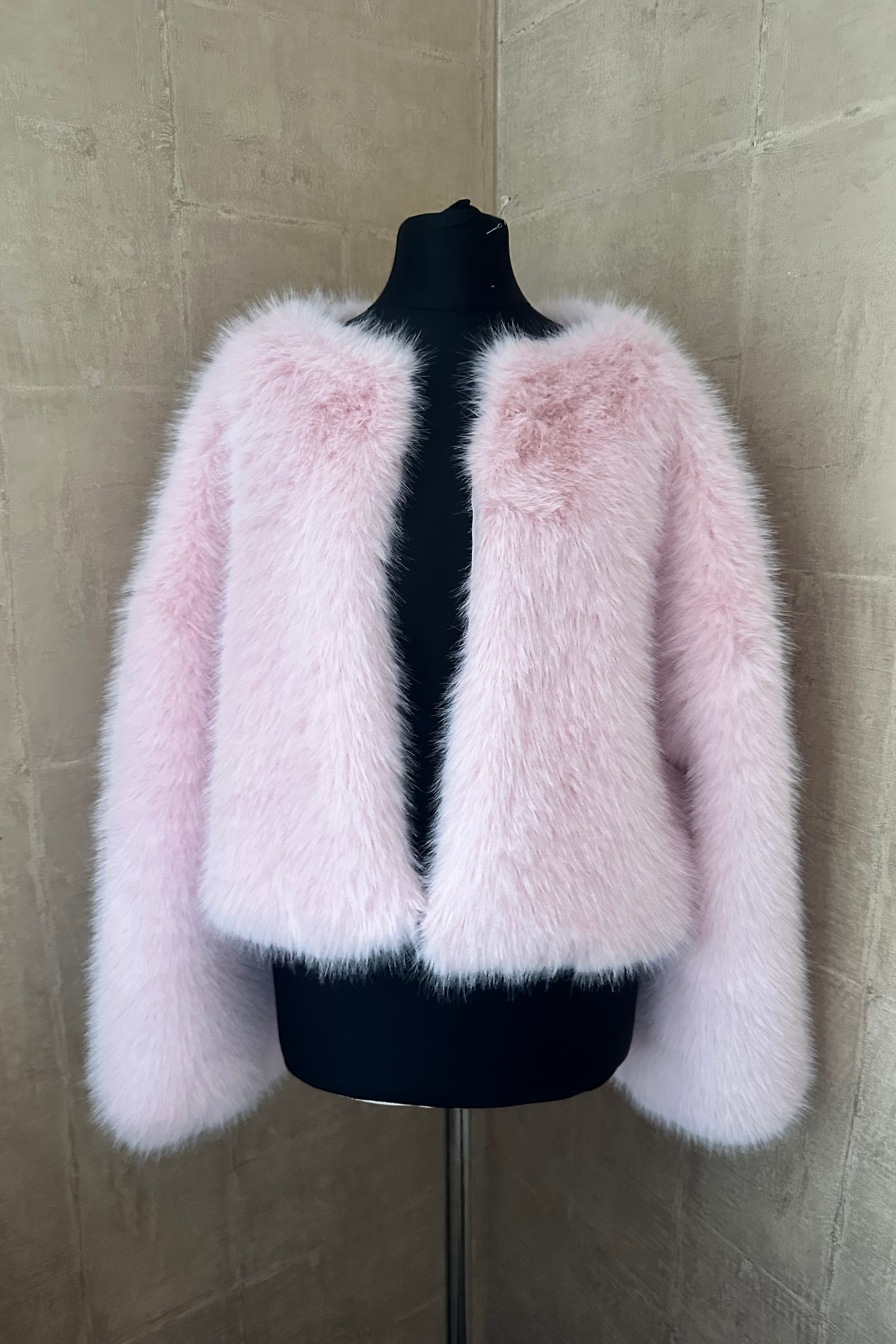 Шубка розовая