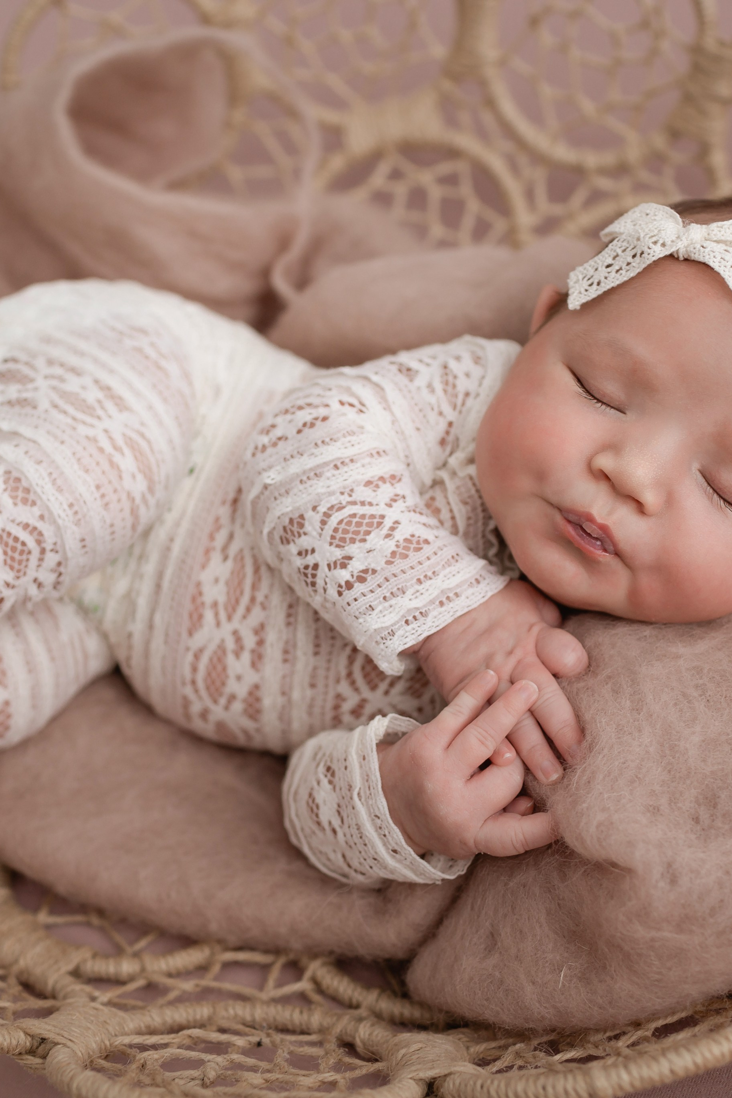 Newborn (фотосессия новорожденных)