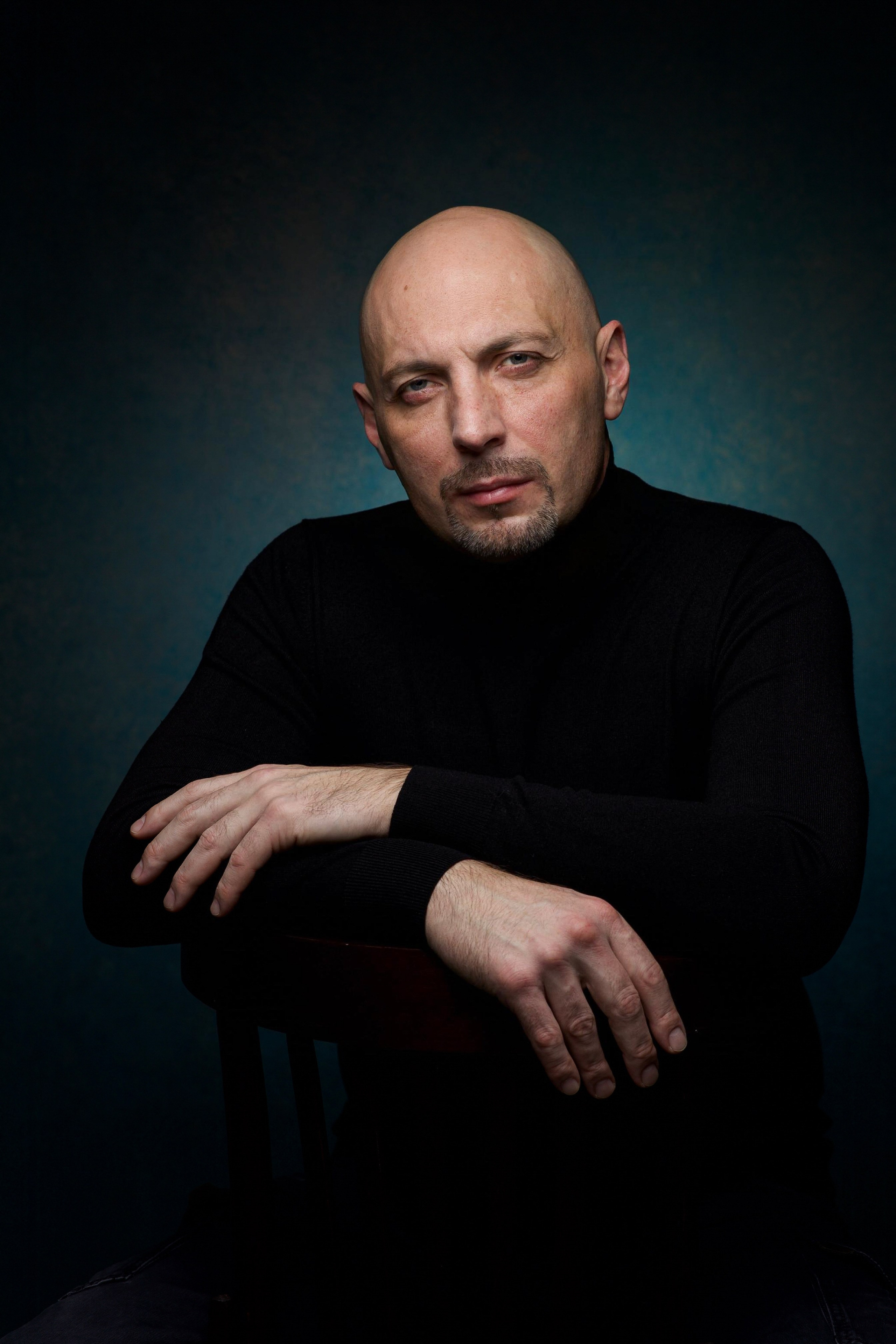 МУЖСКОЙ ПОРТРЕТ