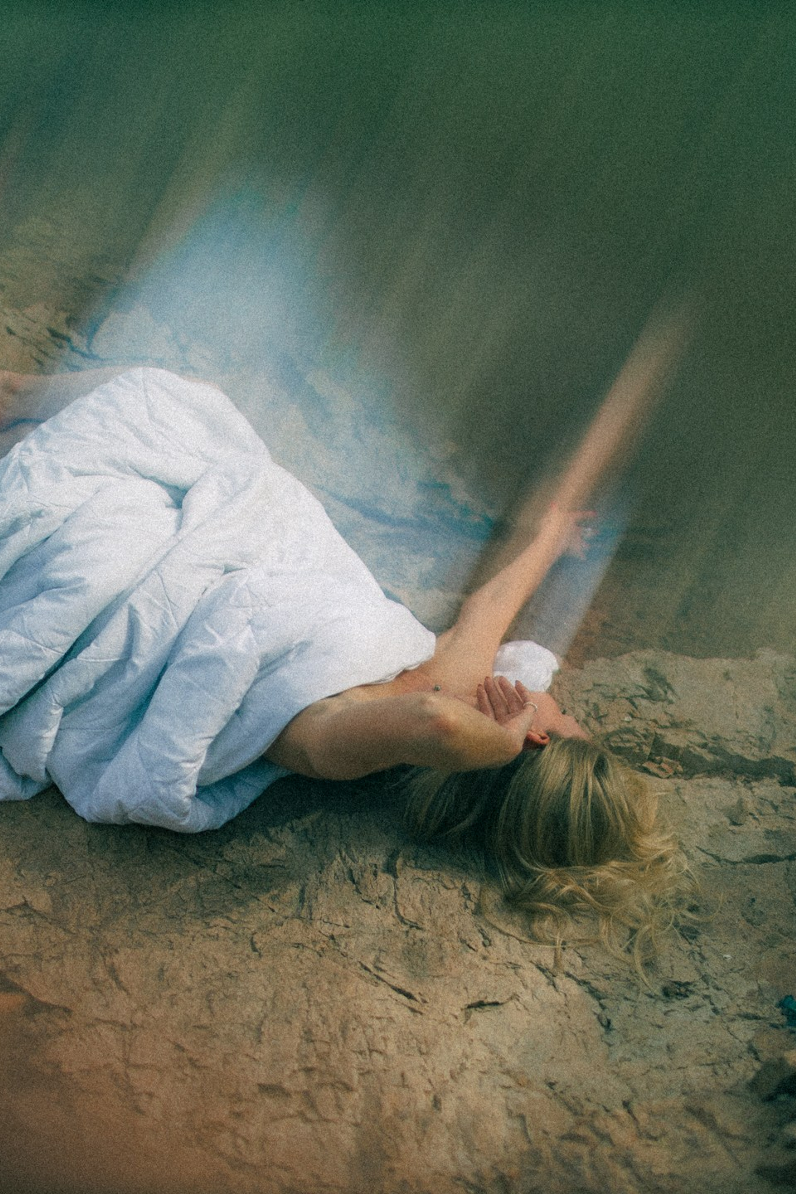 Фотосессия на поющем бархане национальный парк Казахстана Алтын Эмель. Dmitriigoliapov.ru