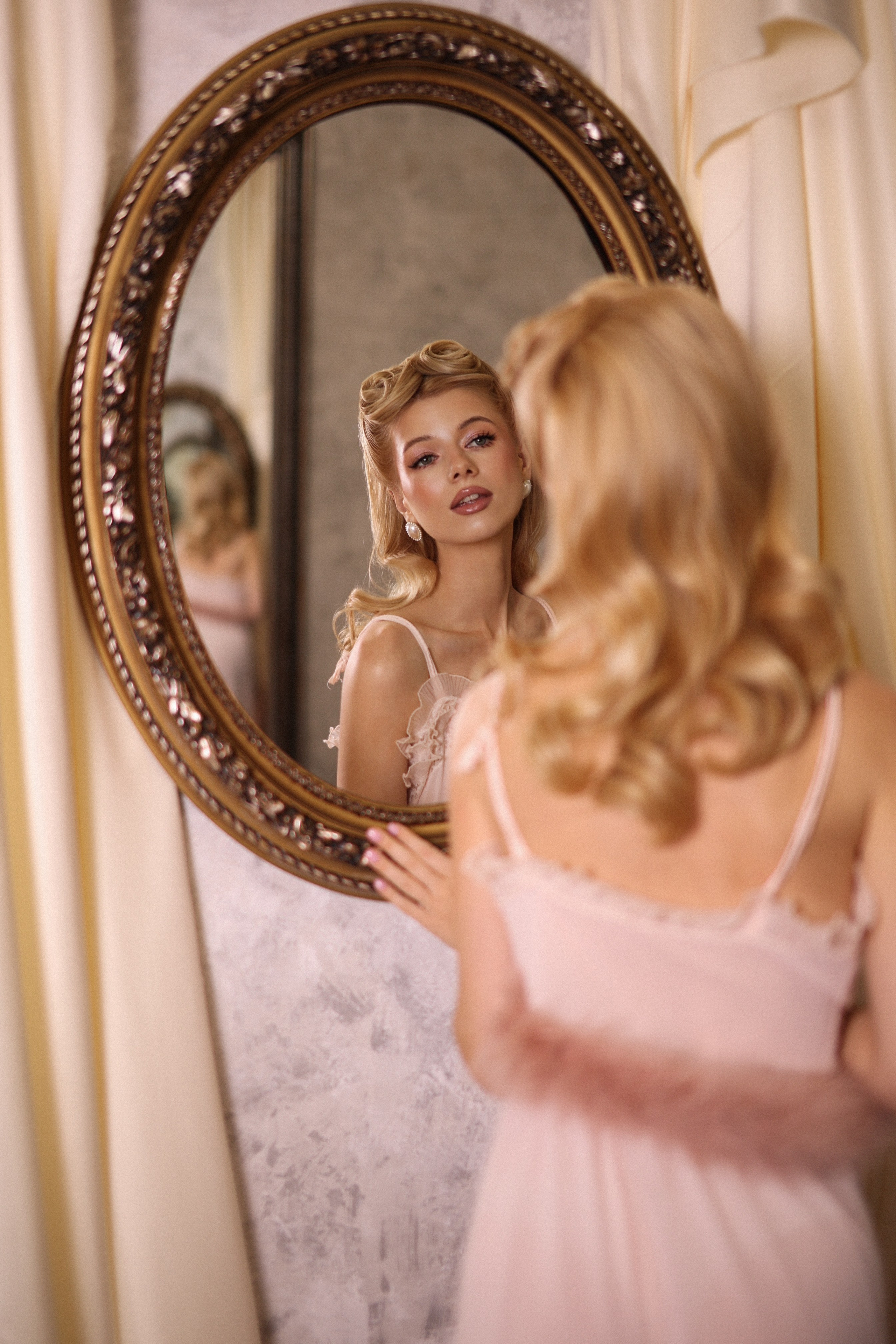 Анна. Фотограф & Видеомейкер в Москве