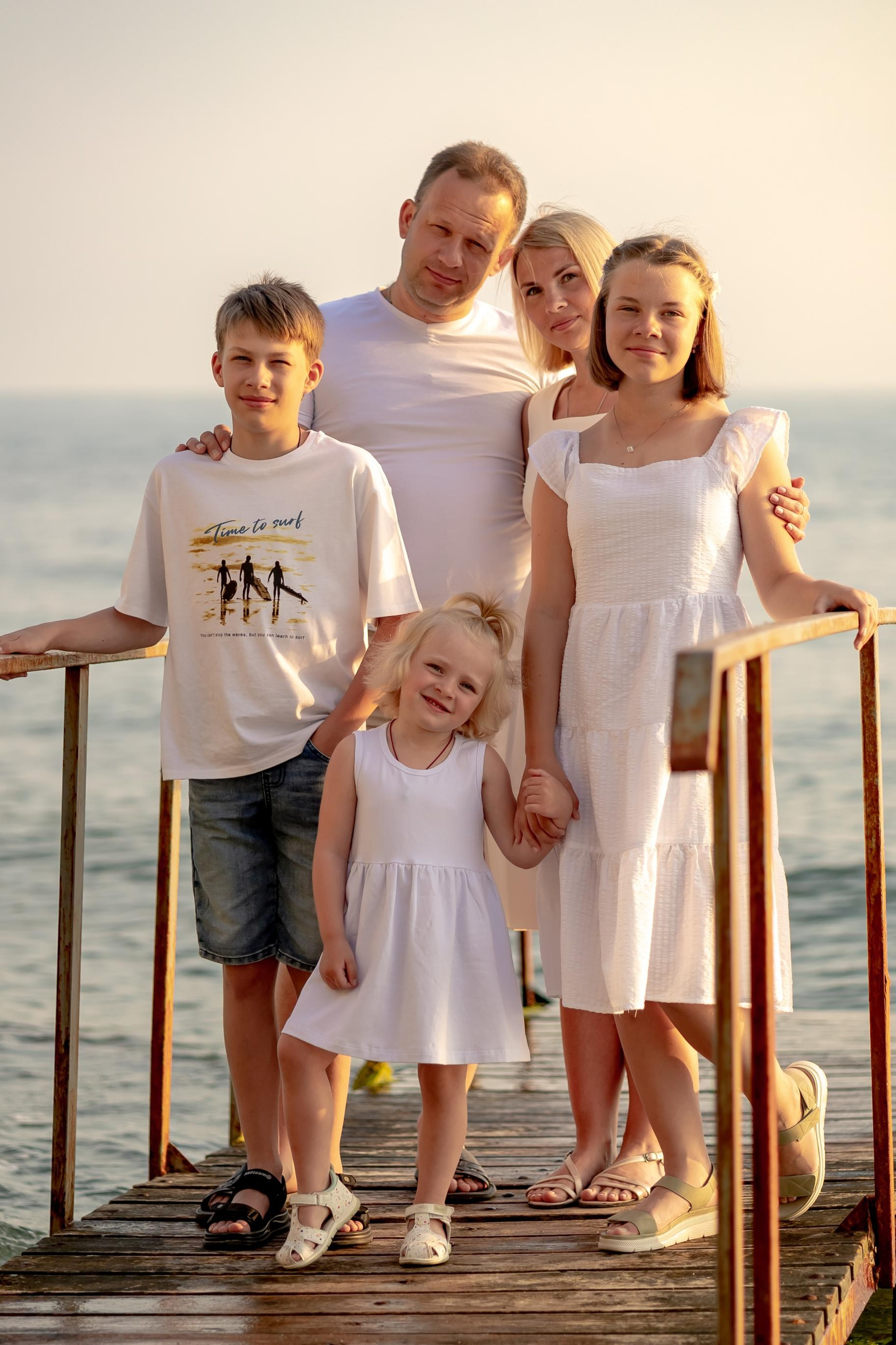 Прекрасный закат в кругу семьи. 17.06.2023