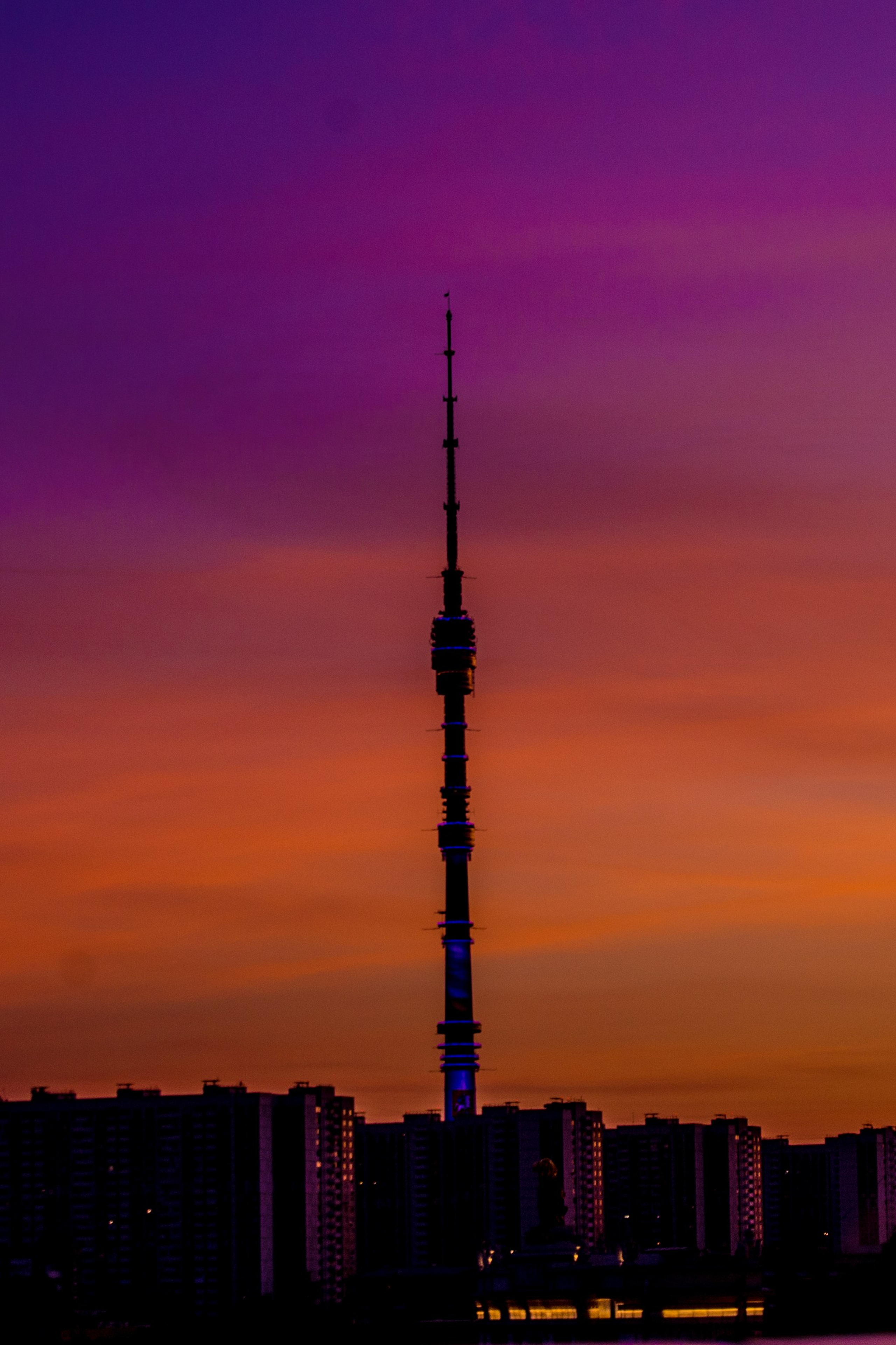 Jukebox trio, Рабочий и Колхозница, 1.09.19