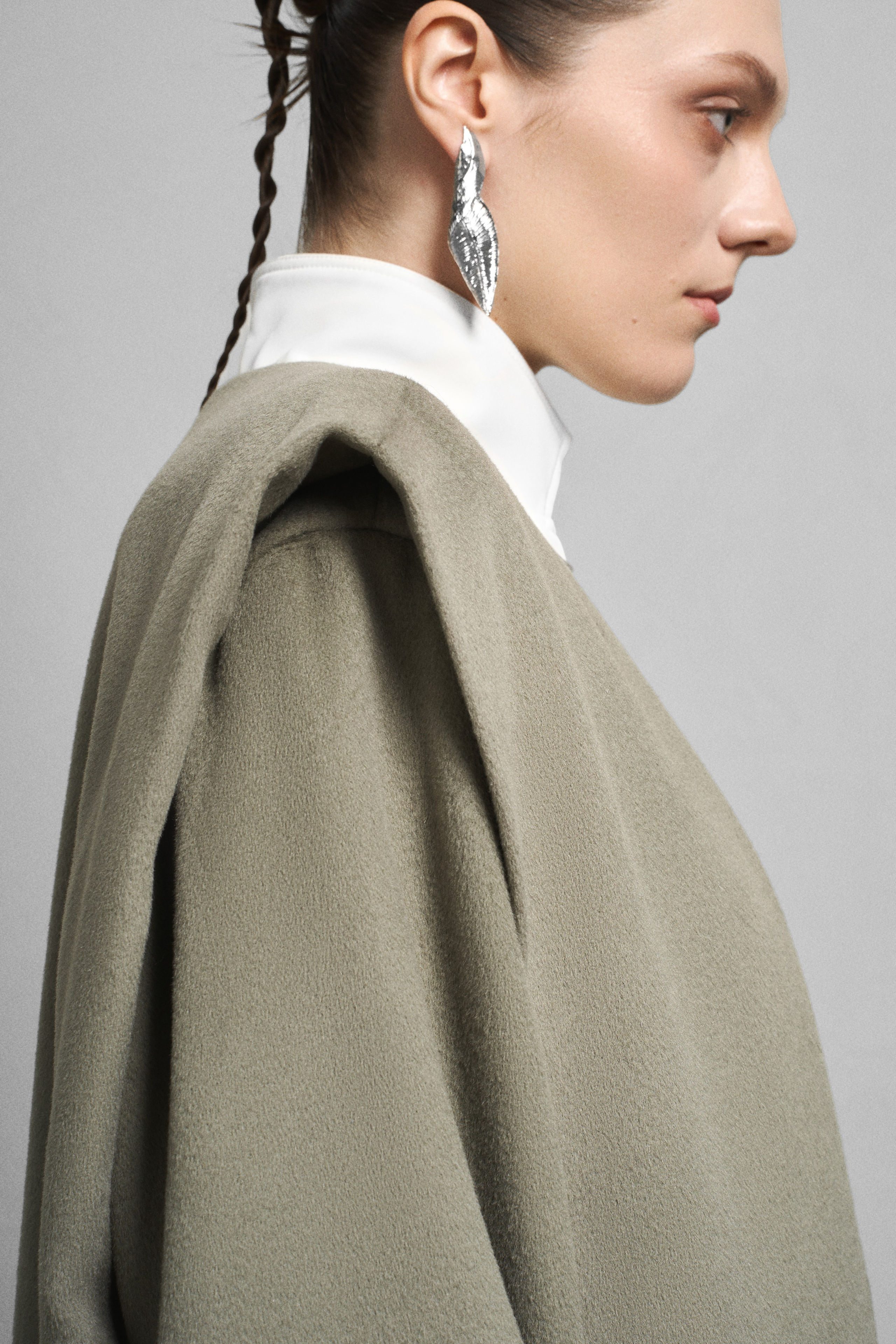 Съемка для бренда ANDO JV. Fashion-фотограф в Санкт-Петербурге