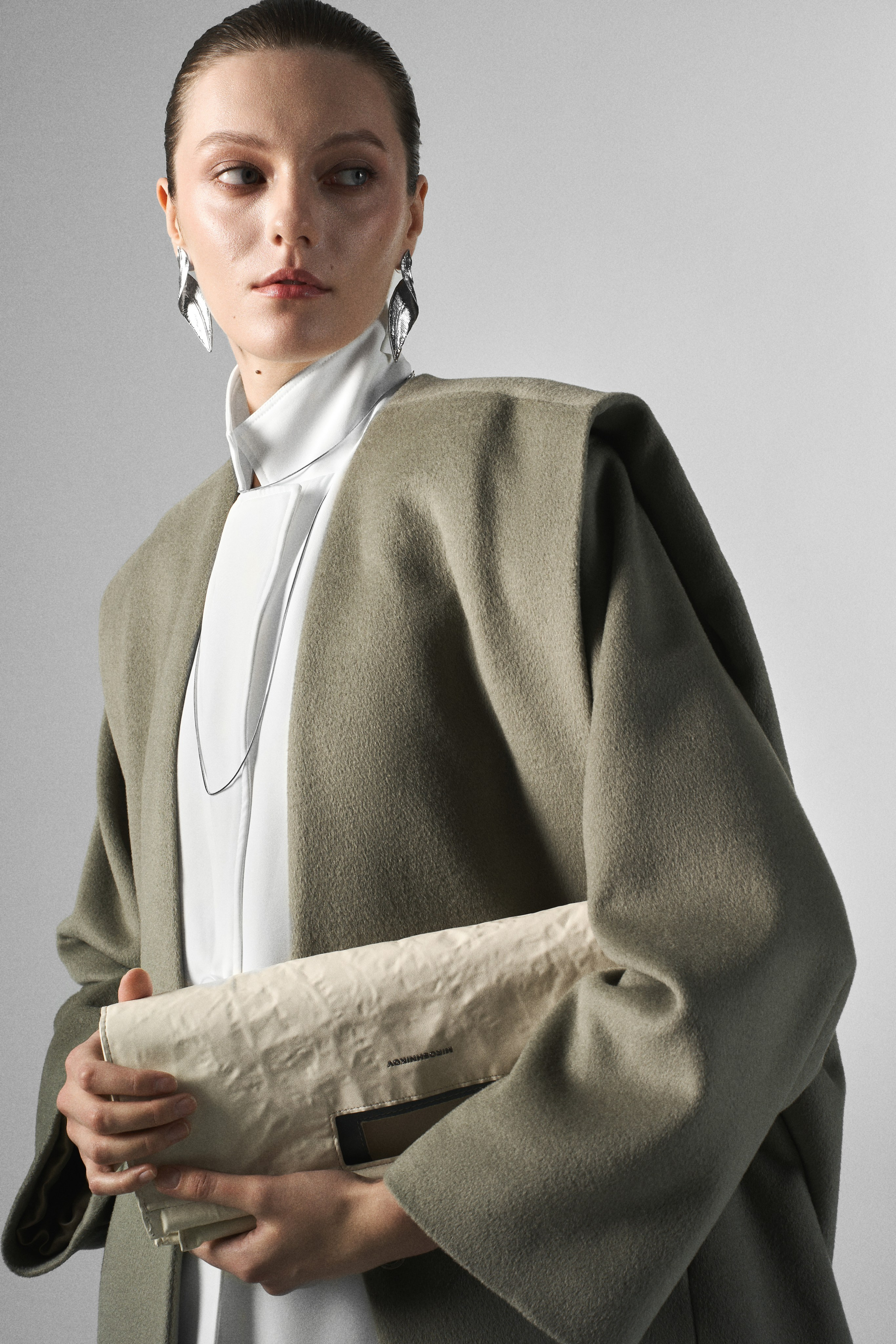 Съемка для бренда ANDO JV. Fashion-фотограф в Санкт-Петербурге