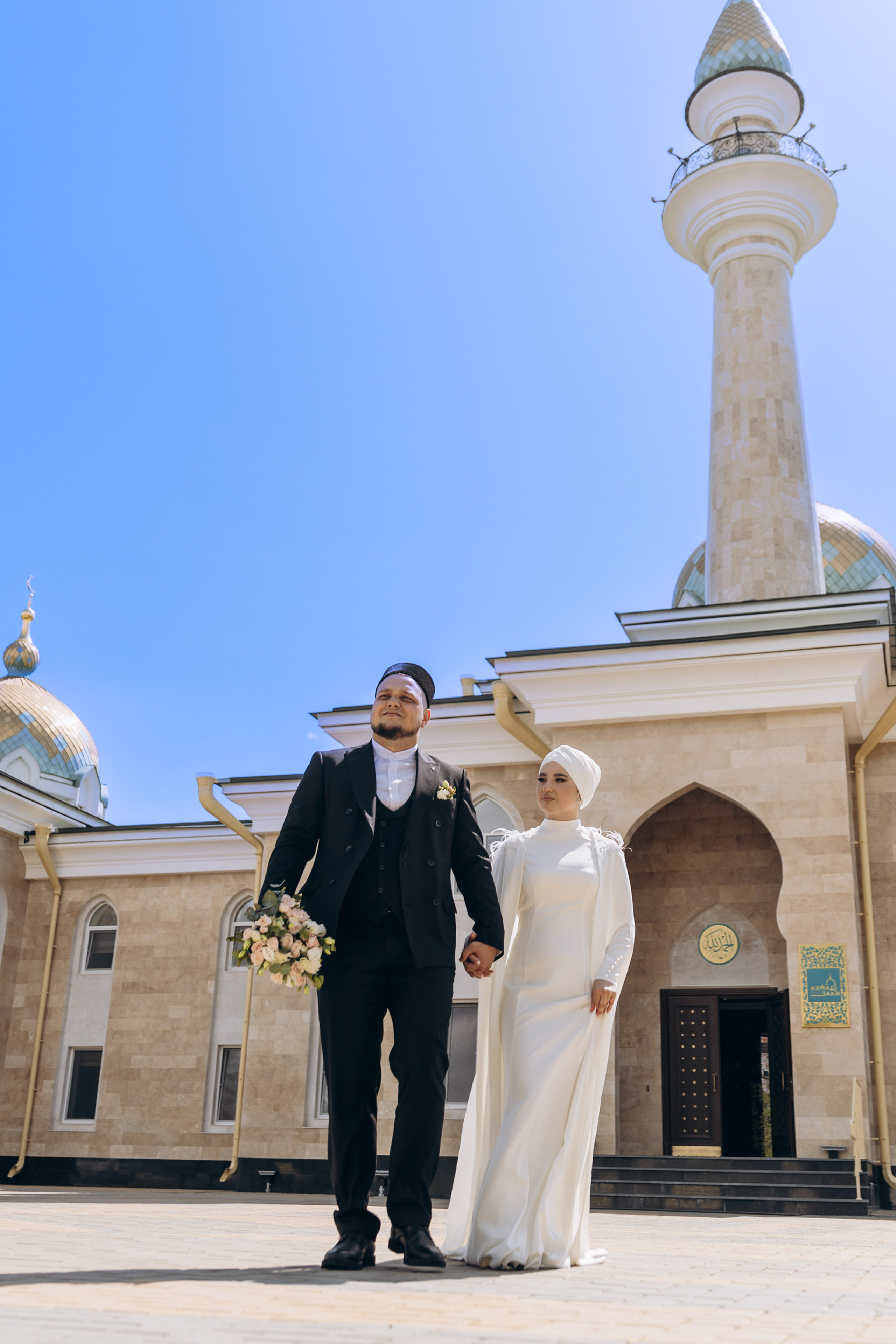 Ильгиз и Ильфария. Мечеть Ахмадзаки