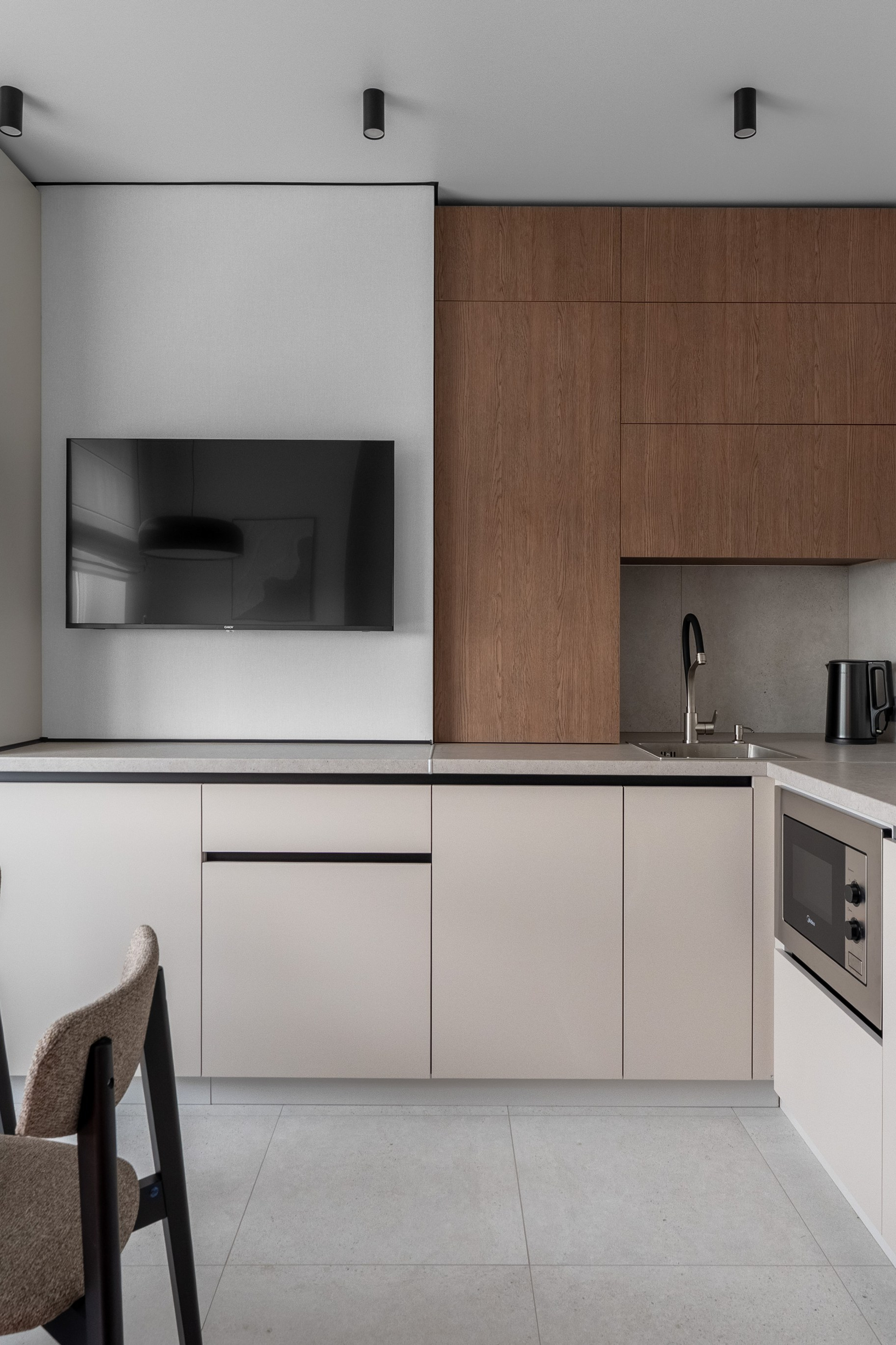 Калининград, Челнокова 27