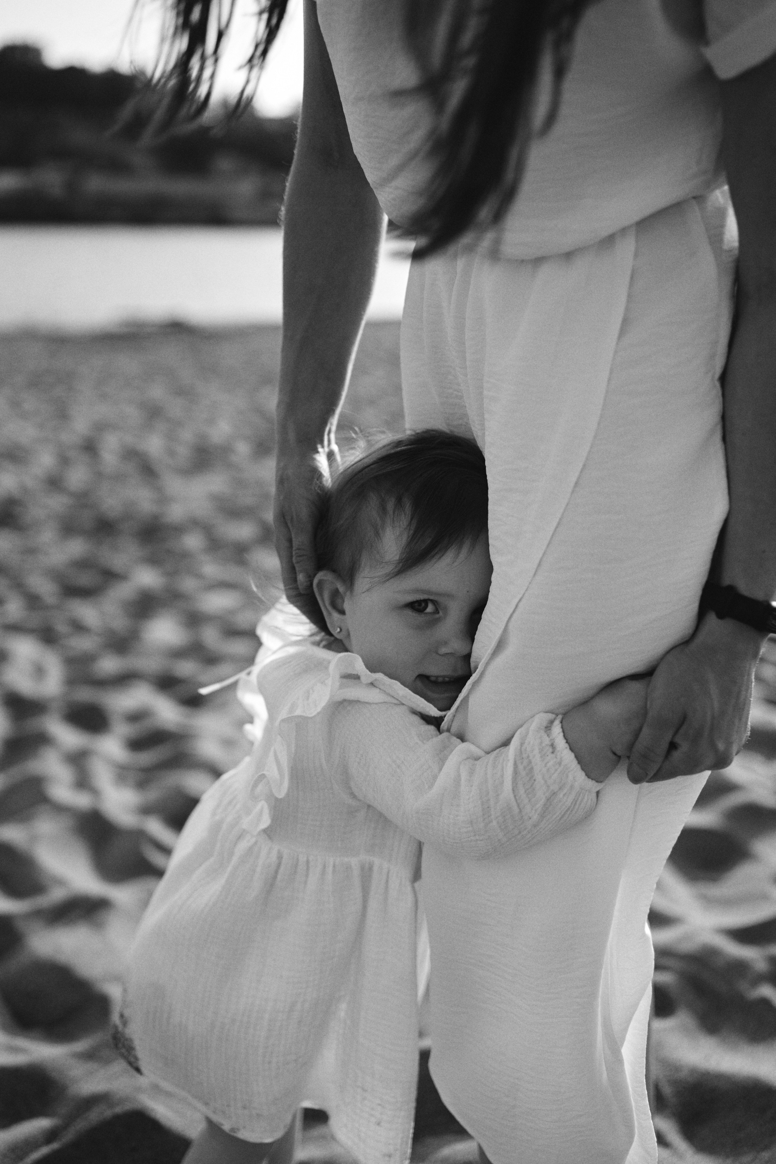 Пляж, ветер и объятия