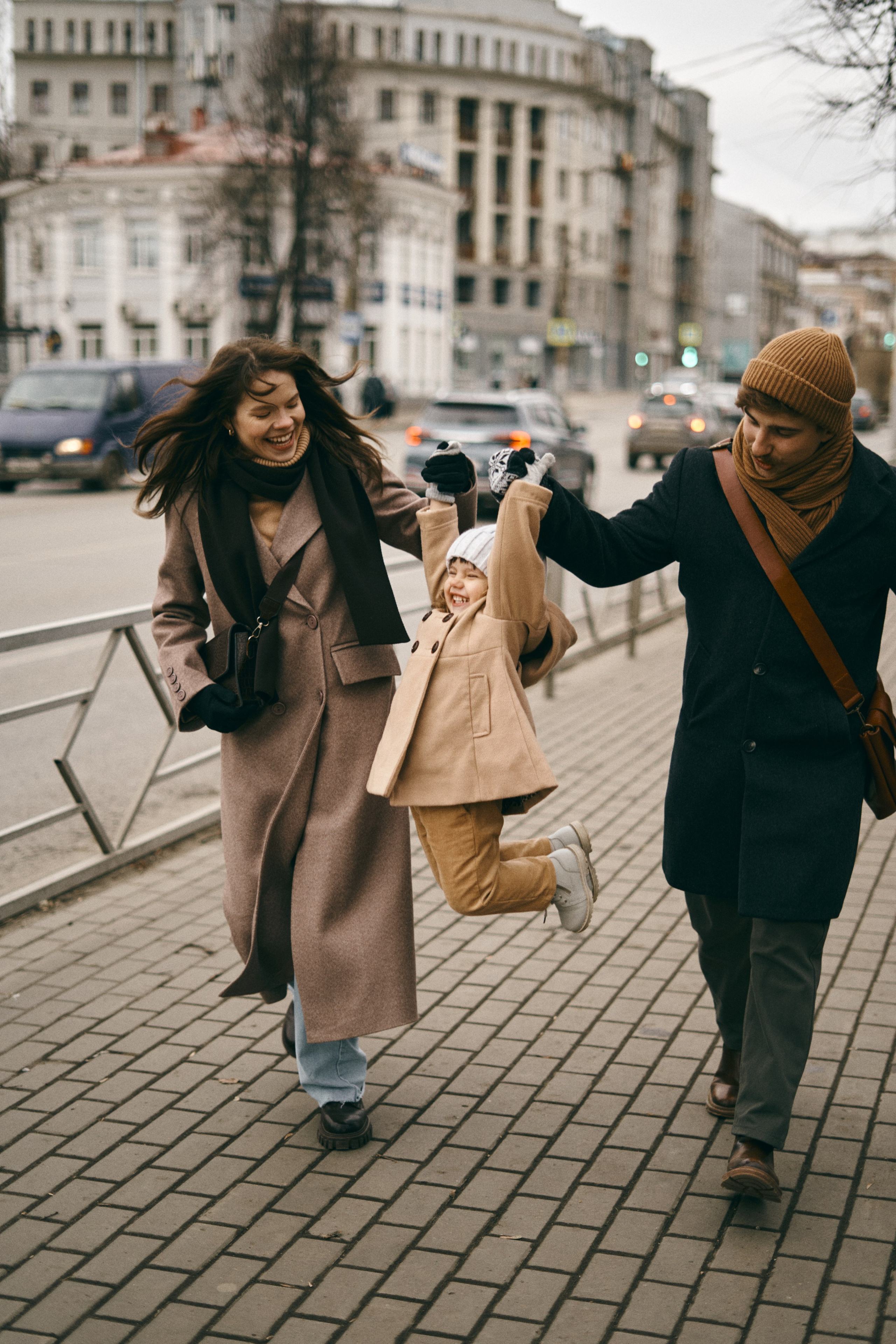 Прогулка, город и мороженое