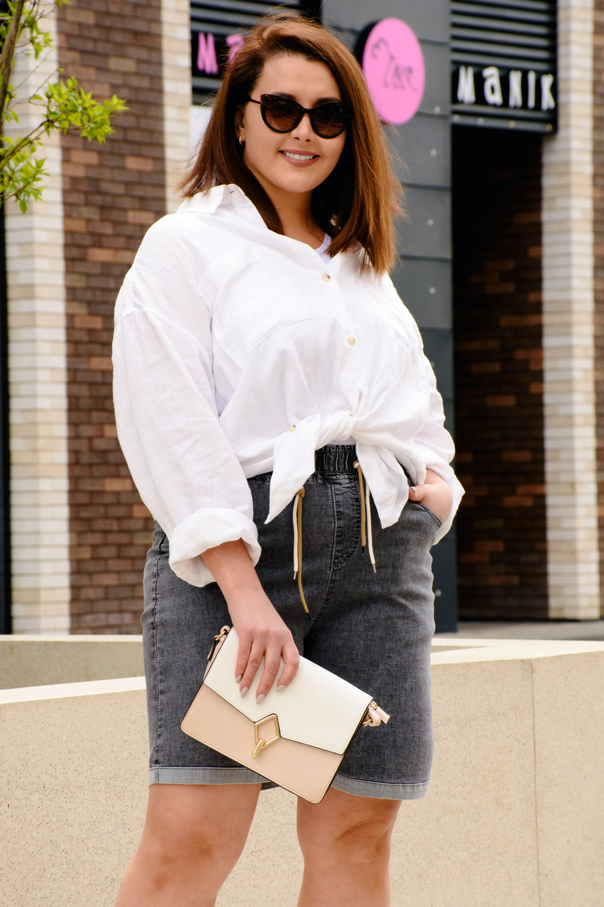 Фотосъемка женской одежды и аксессуаров для маркетплейсов. Gramy-studio: фото, видео, инфографика и 3D визуализация для маркетплейсов