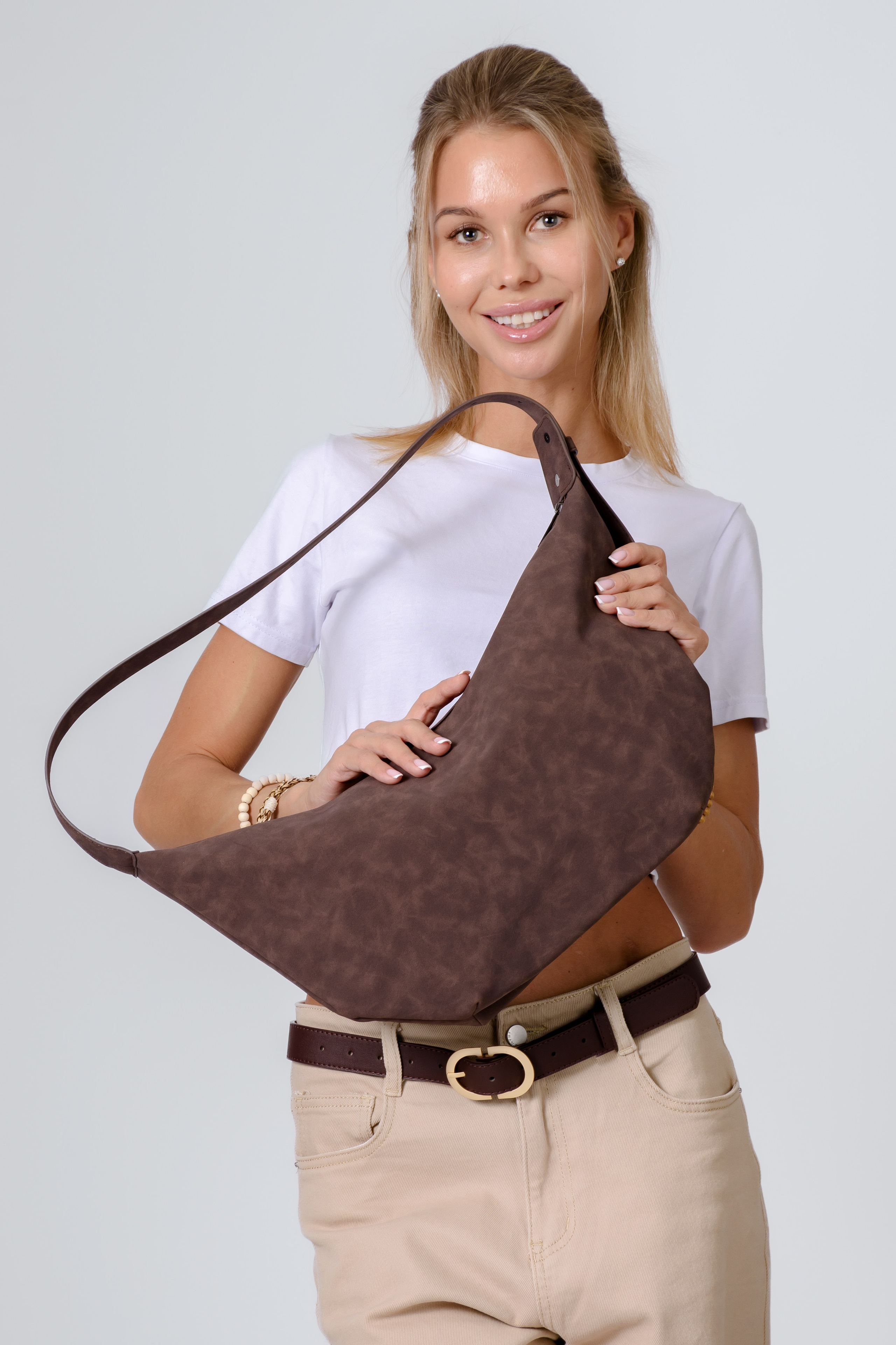 Каталог (7000/час). Gramy-studio: фото, видео, инфографика и 3D визуализация для маркетплейсов