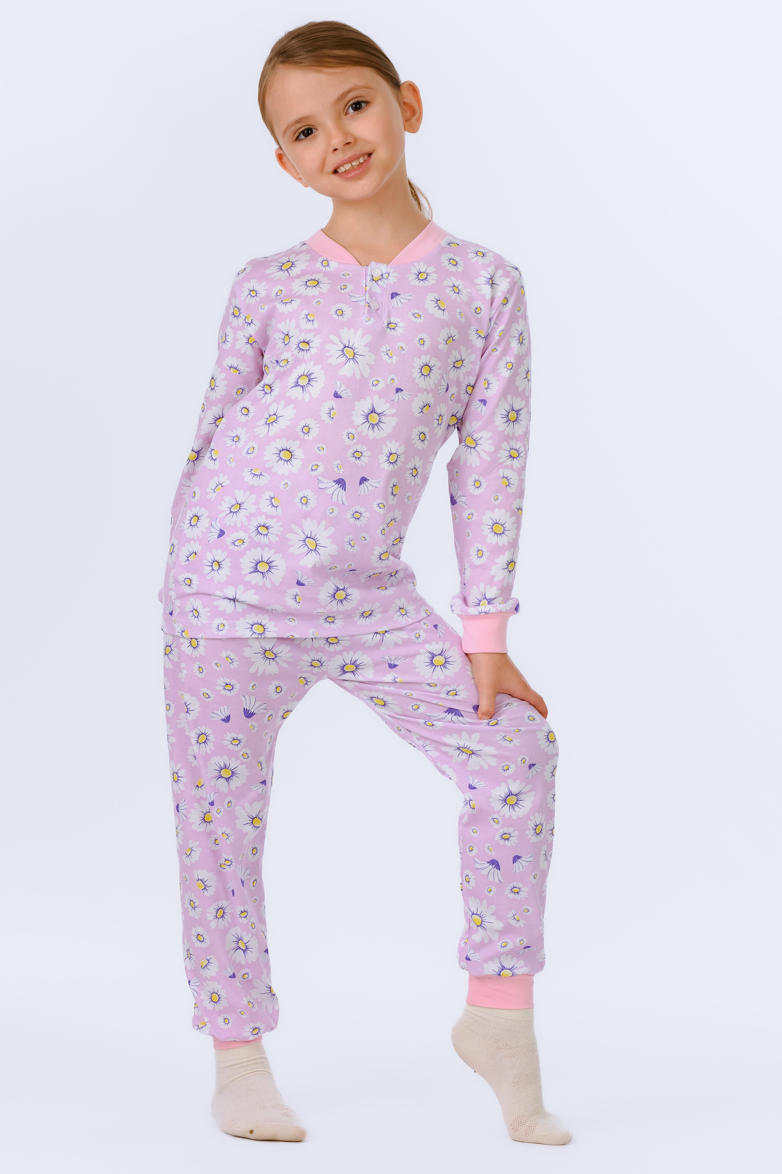 Фотосъемка детской одежды для интернет-магазинов. Gramy-studio: фото, видео, инфографика и 3D визуализация для маркетплейсов